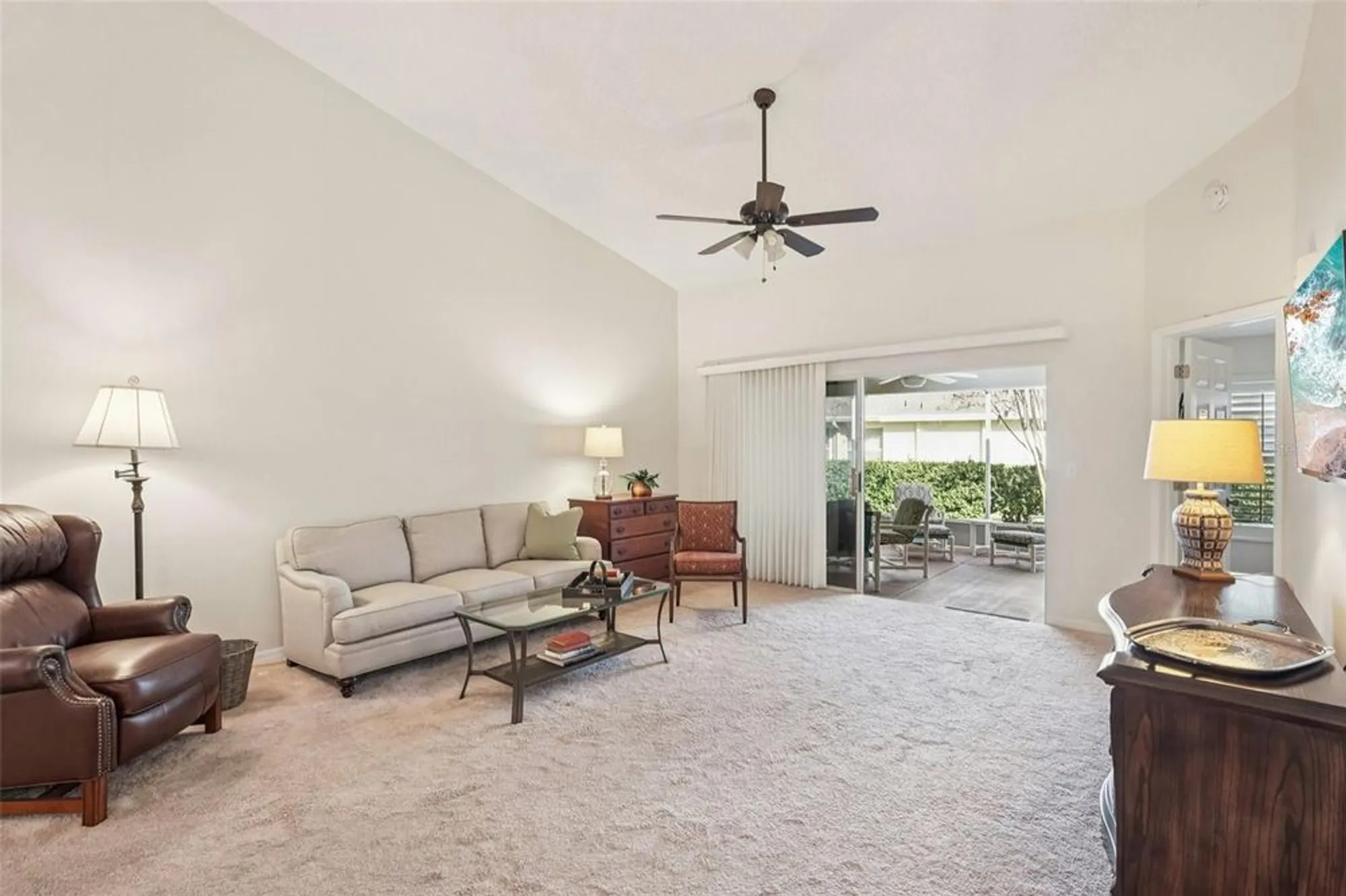 Property Slideshow image 3 of 57 | 2433 new haven cir, Sun City Center, FL, 33573