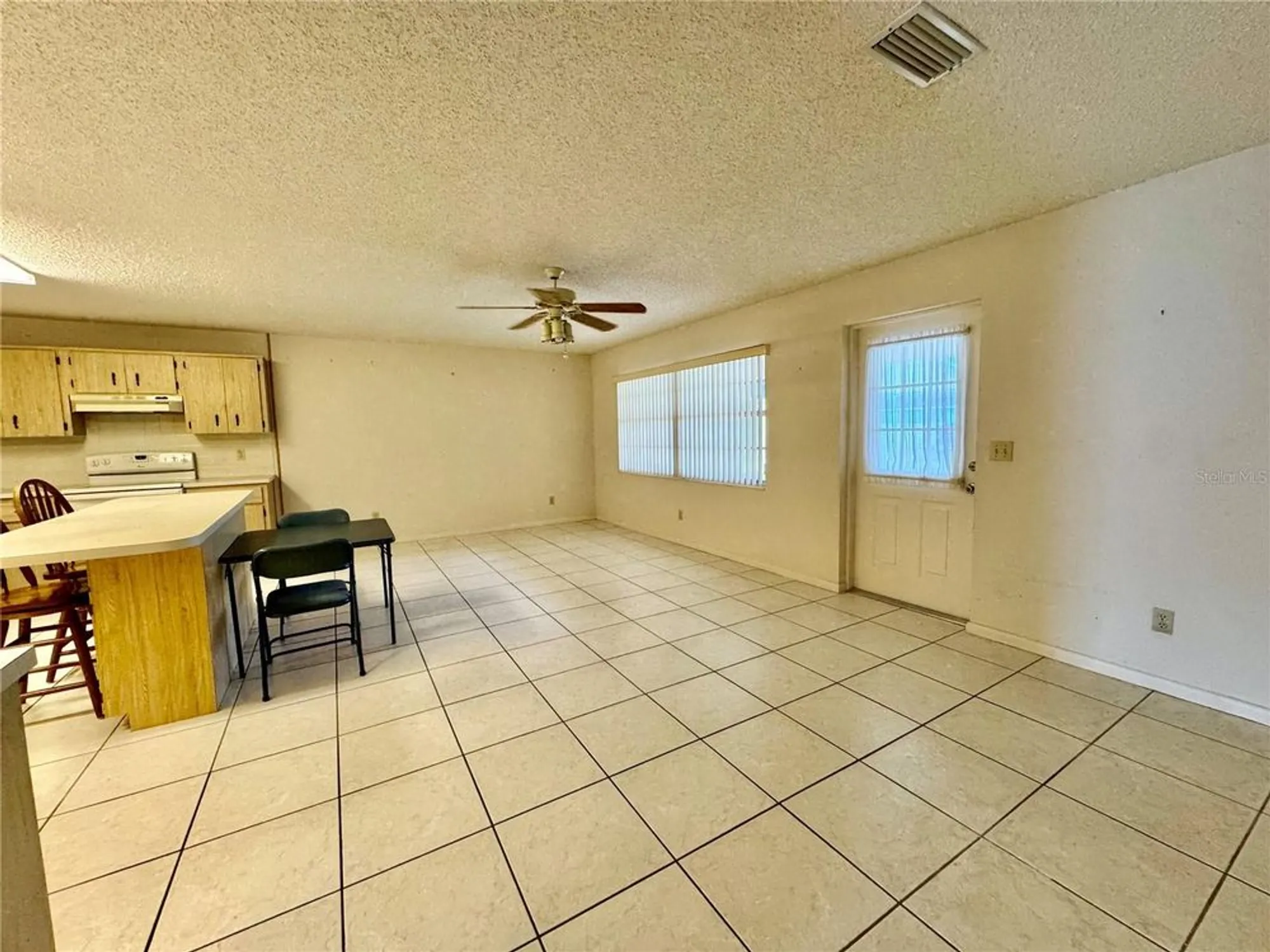 Property Slideshow image 13 of 28 | 8426 sw 92nd ln f, Ocala, FL, 34481