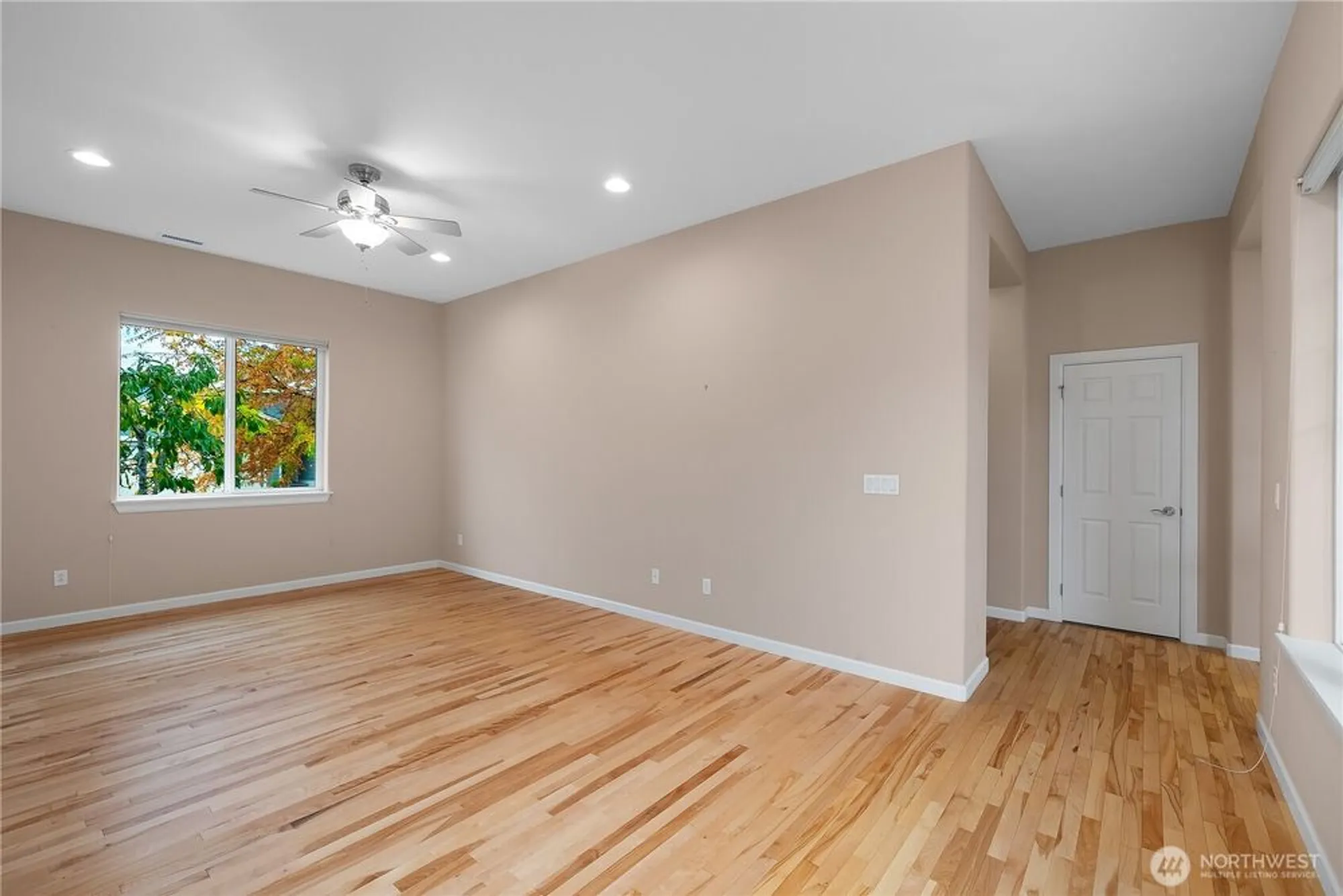 Property Slideshow image 30 of 40 | 8218 camano loop, Lacey, WA, 98516