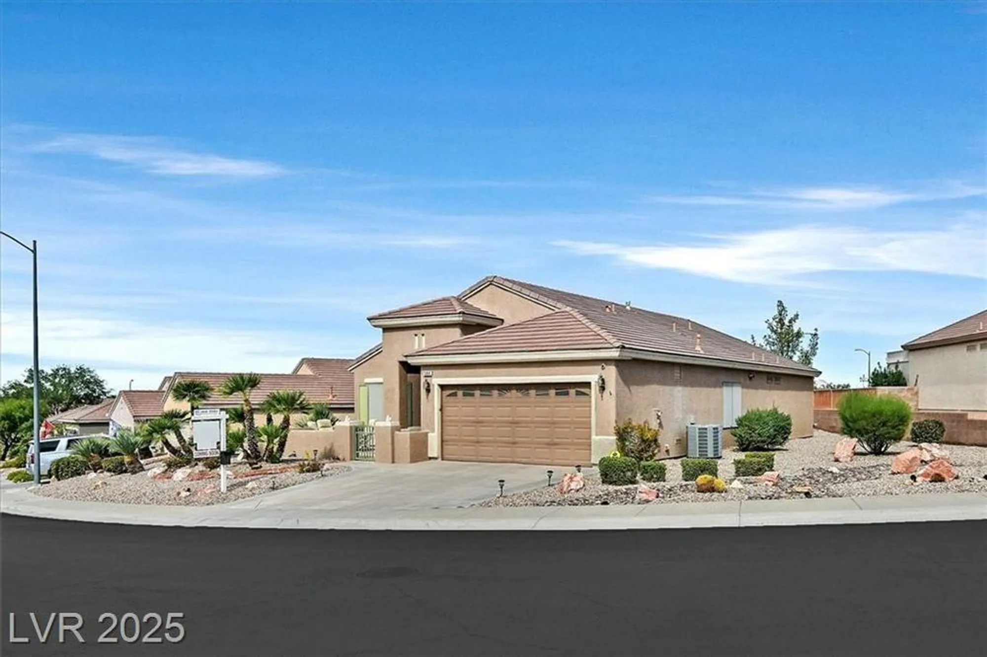 Property Slideshow image 40 of 53 | 580 cypress gardens pl, Henderson, NV, 89012
