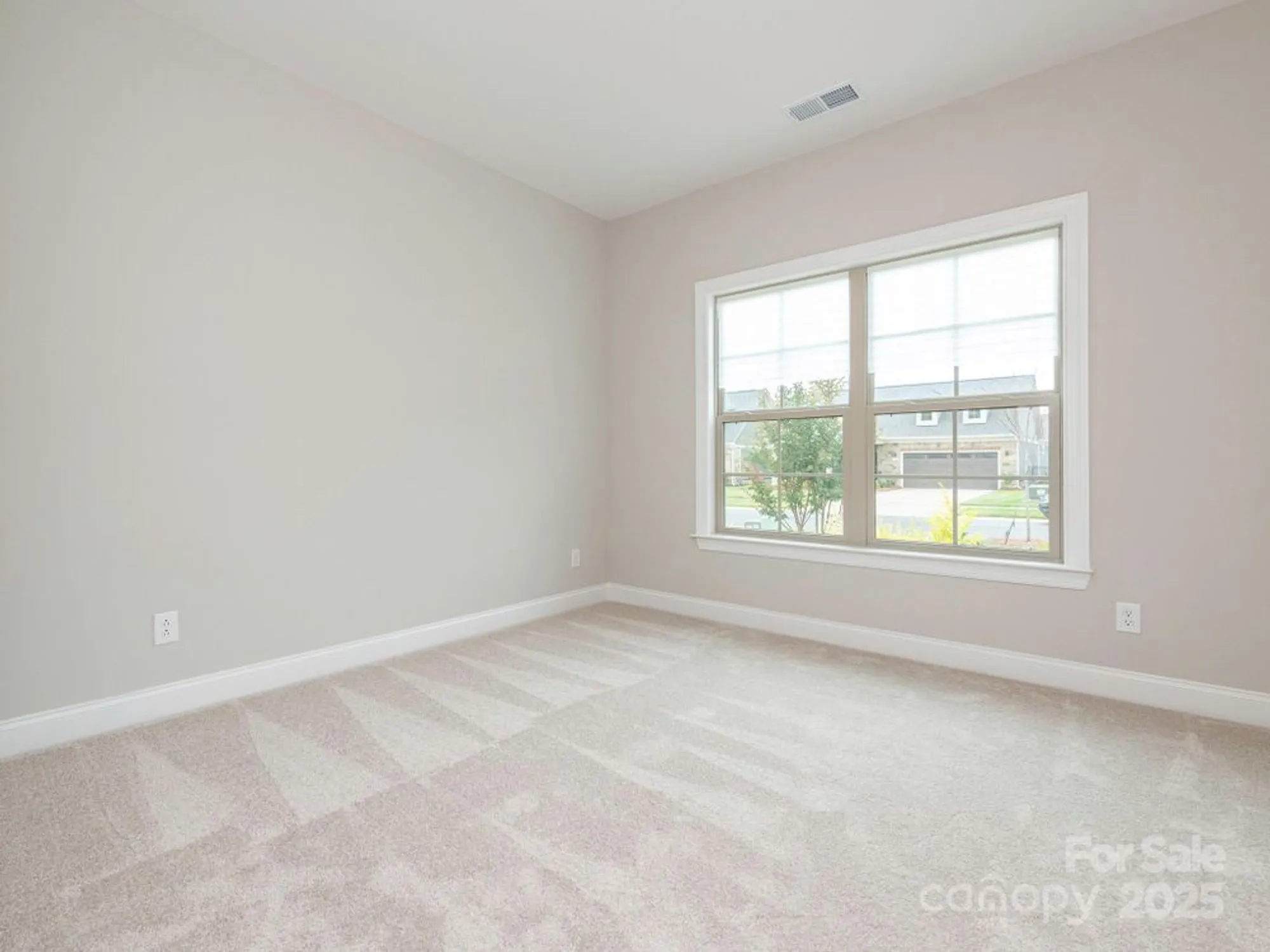 Property Slideshow image 8 of 48 | 1346 millview ln, Matthews, NC, 28104