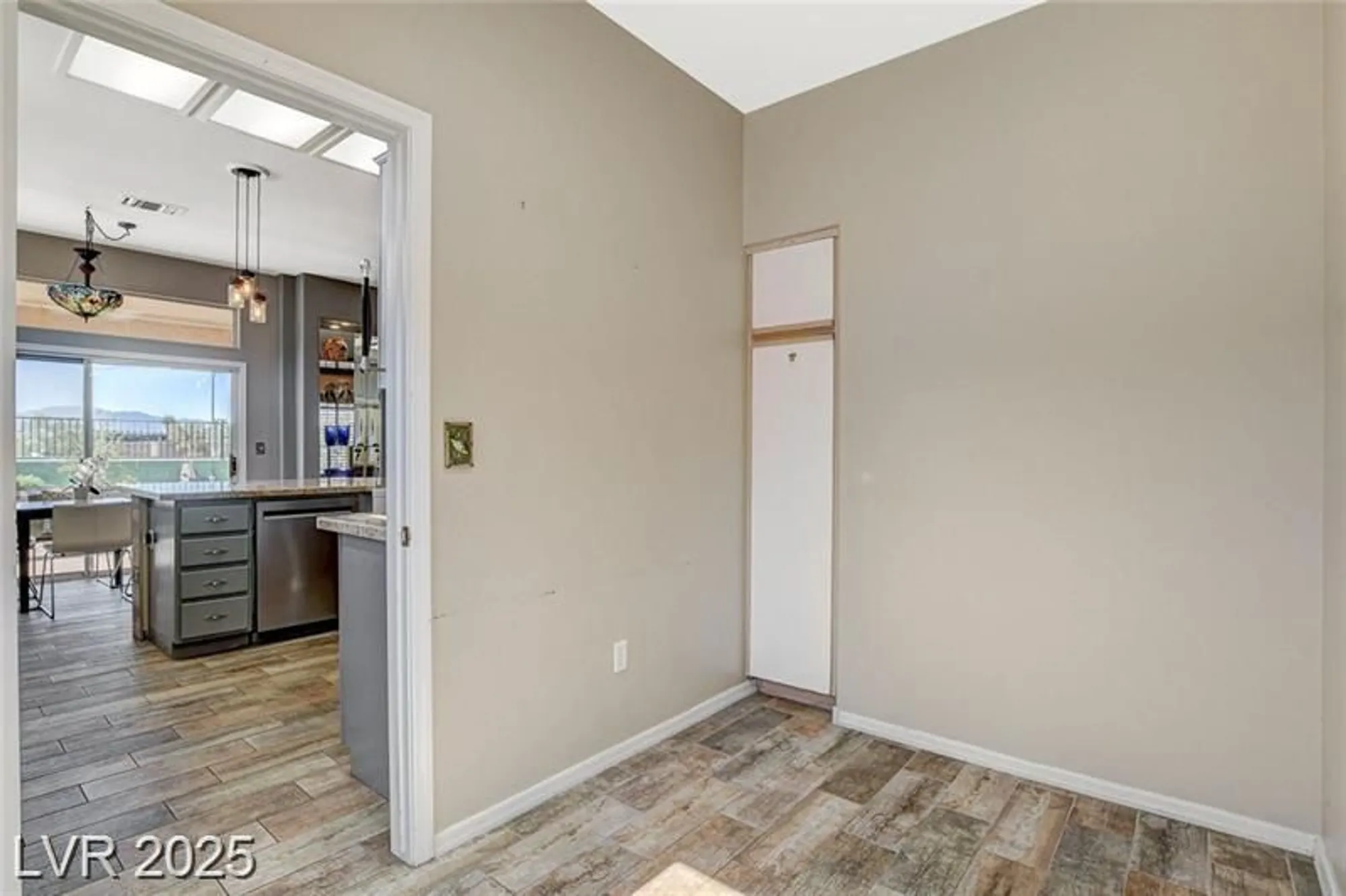 Property Slideshow image 16 of 66 | 3112 haddon dr, Las Vegas, NV, 89134