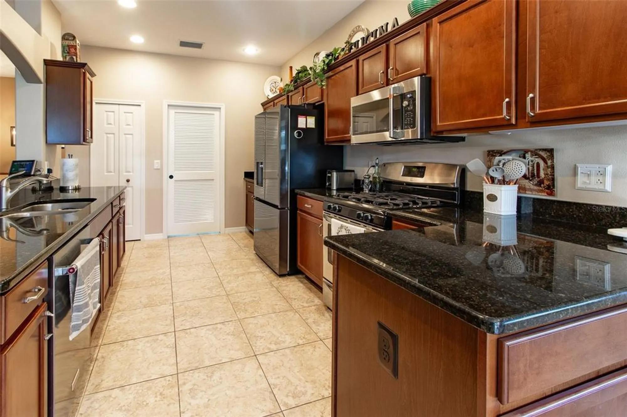 Property Slideshow image 15 of 62 | 16395 sw 14th ct, Ocala, FL, 34473