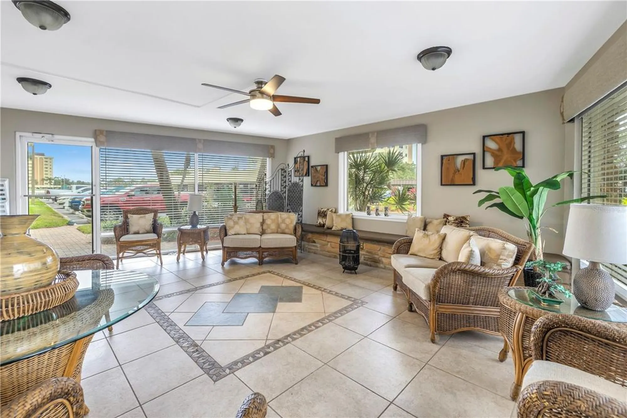 Property Slideshow image 50 of 73 | 4525 cove cir apt 102, Saint Petersburg, FL, 33708