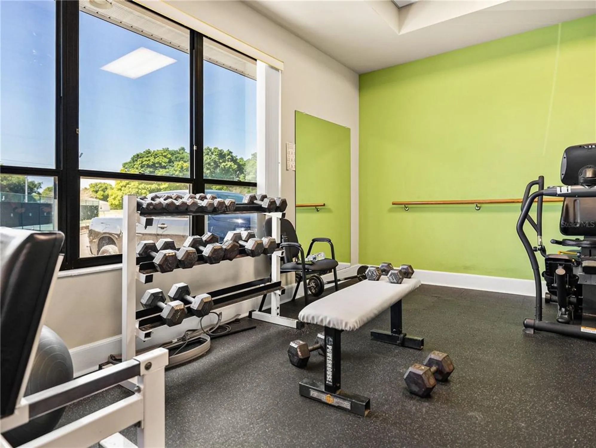 Property Slideshow image 86 of 90 | 6059 condor dr, Lakeland, FL, 33809