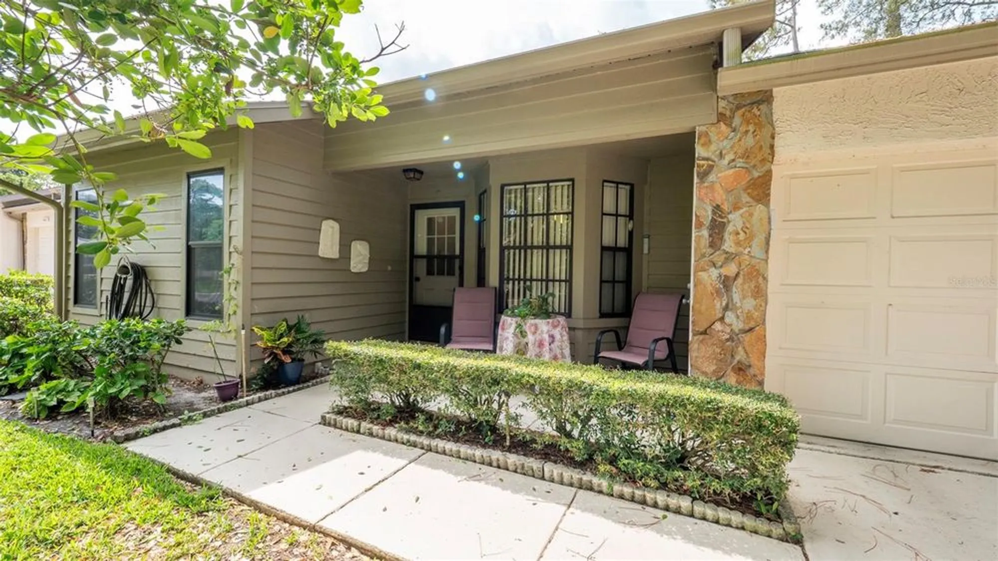 Property Slideshow image 31 of 34 | 6620 brambleleaf dr, Spring Hill, FL, 34606