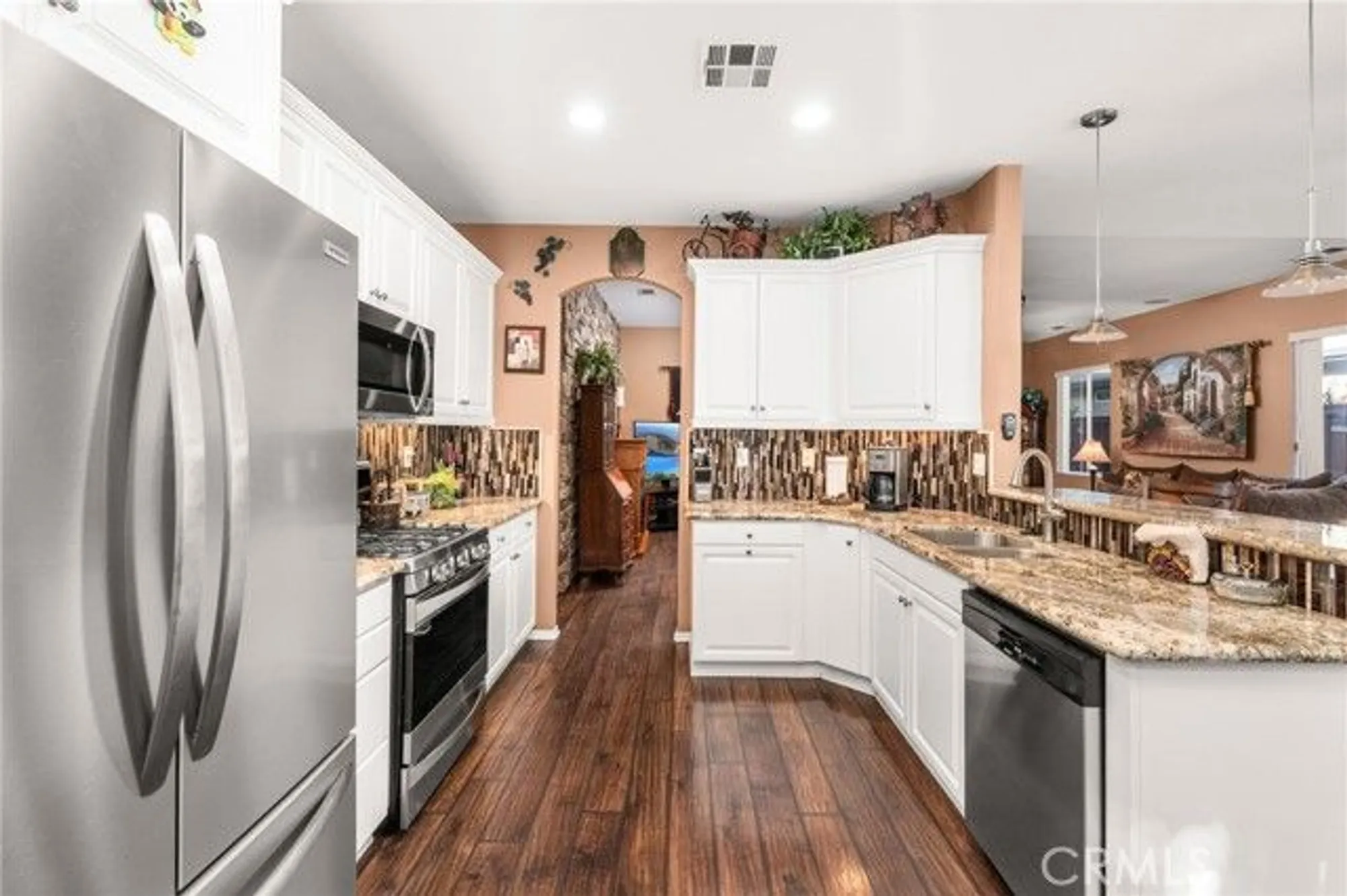 Property Slideshow image 16 of 37 | 382 casper dr, Hemet, CA, 92545