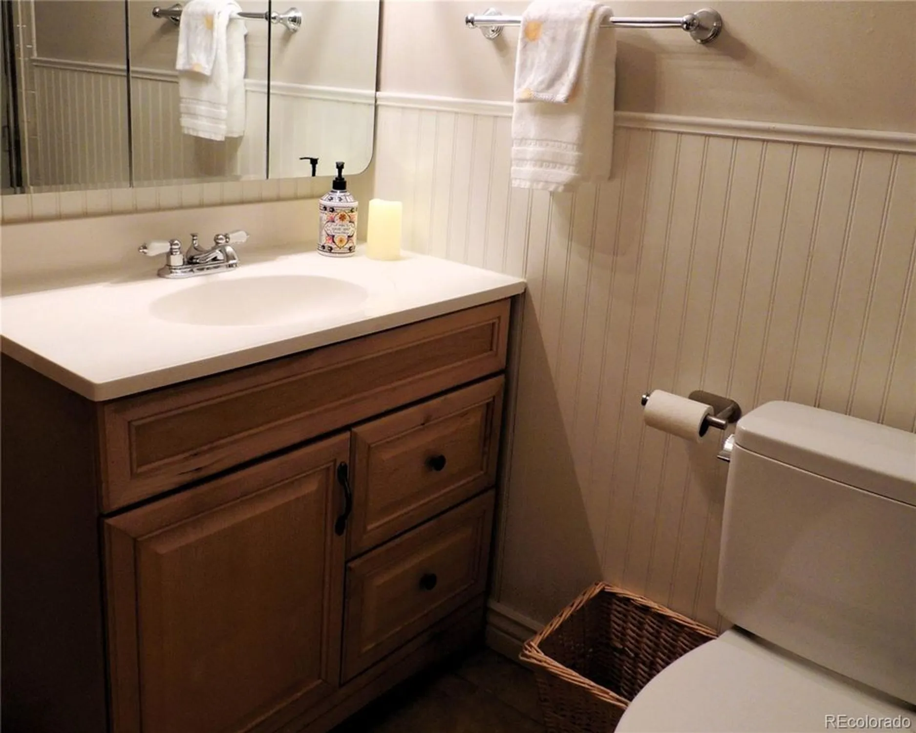Property Slideshow image 12 of 23 | 9625 e center ave apt 4c, Denver, CO, 80247