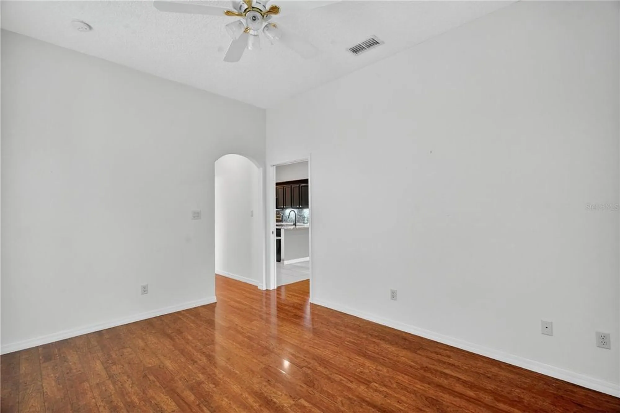 Property Slideshow image 28 of 34 | 24515 bocage way, Leesburg, FL, 34748