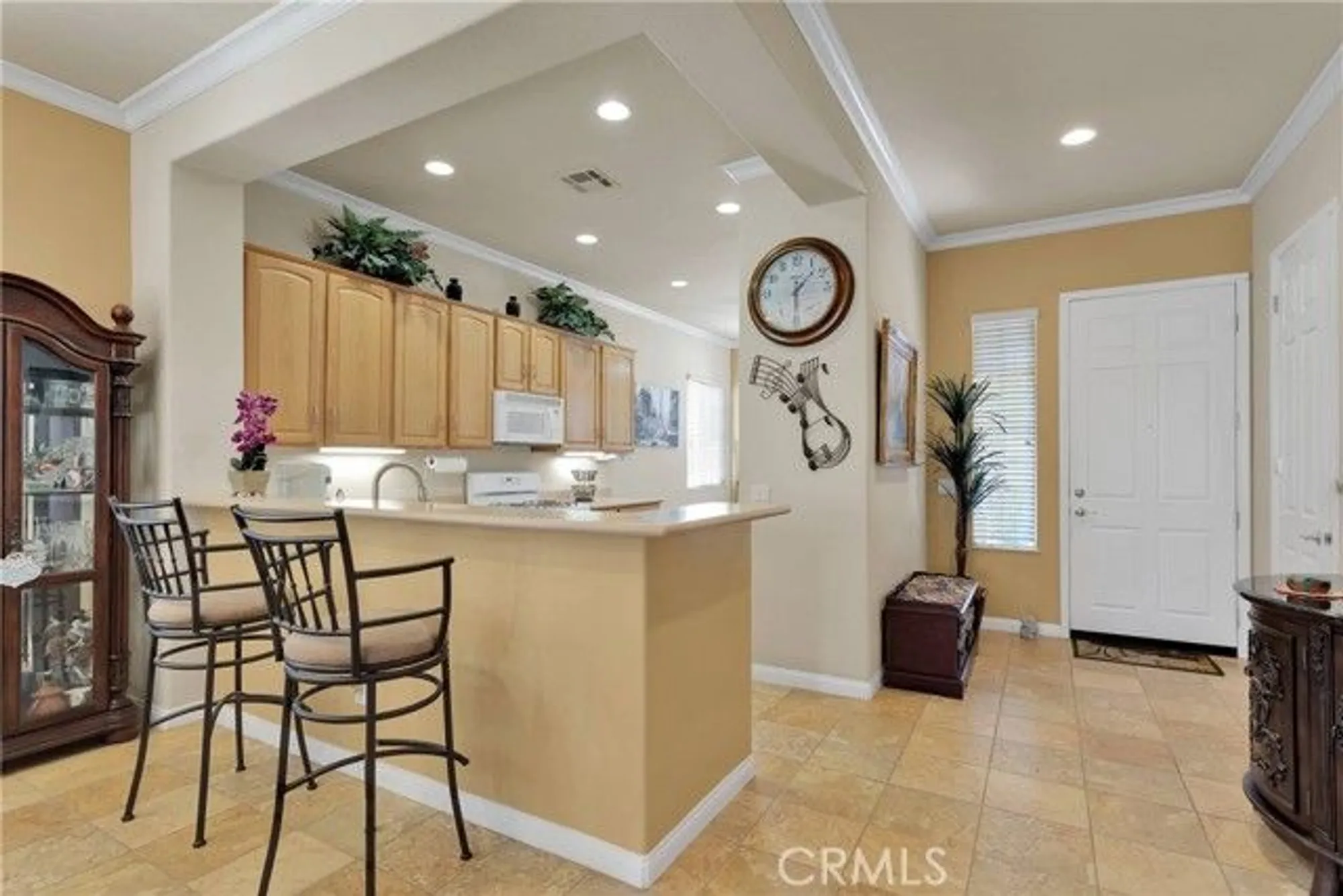 Property Slideshow image 6 of 41 | 10577 bridge haven rd, Apple Valley, CA, 92308