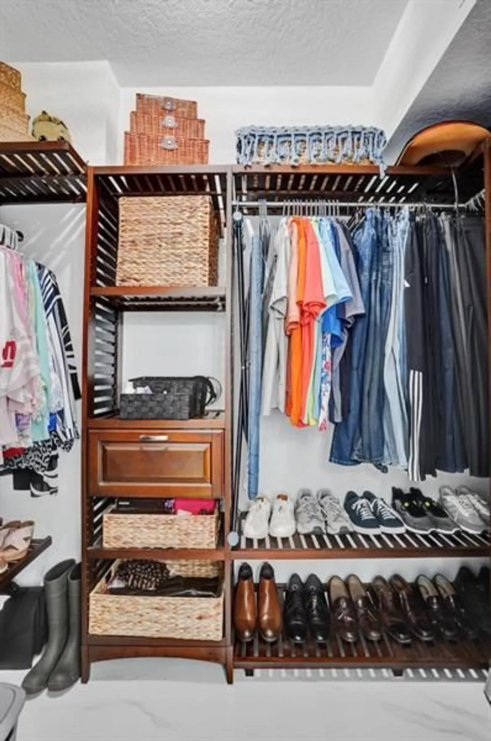 Property Slideshow image 37 of 57 | 7755 yardley dr 209, Tamarac, FL, 33321