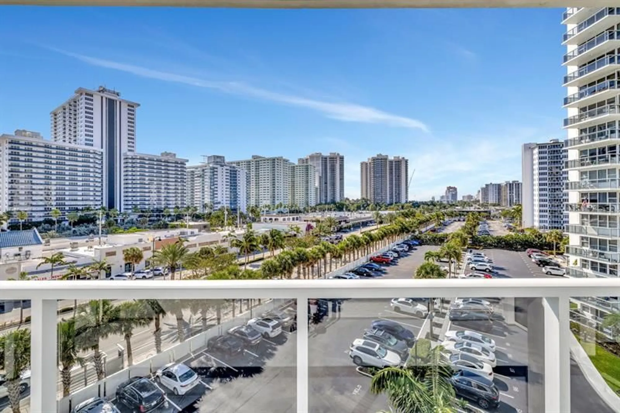 Property Slideshow image 10 of 47 | 3300 ne 36th st 609, Fort Lauderdale, FL, 33308