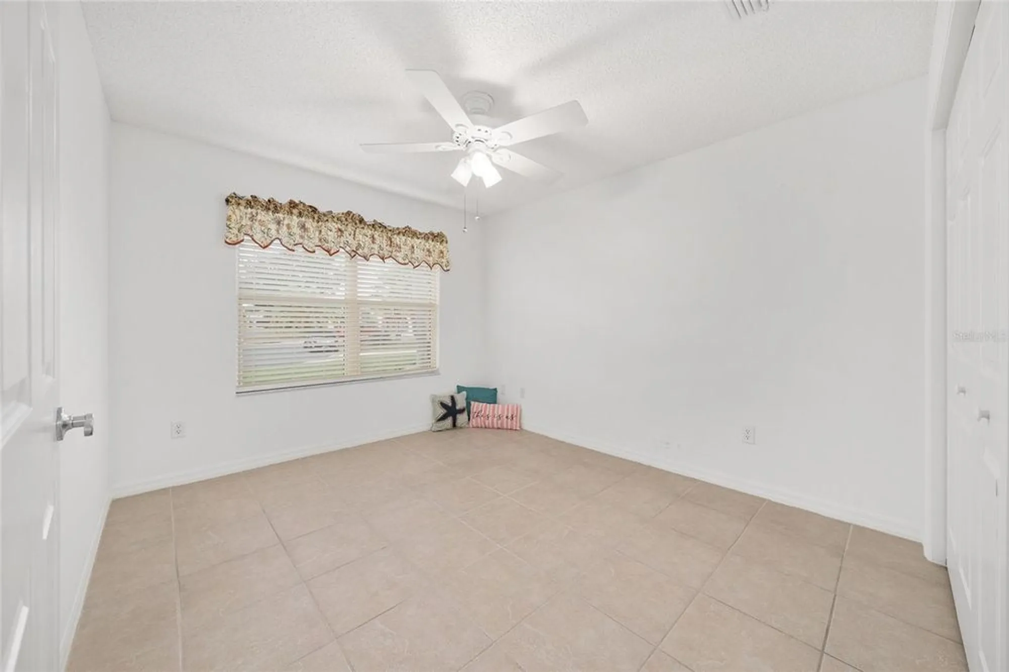 Property Slideshow image 47 of 72 | 560 smithfield pl, The Villages, FL, 32162