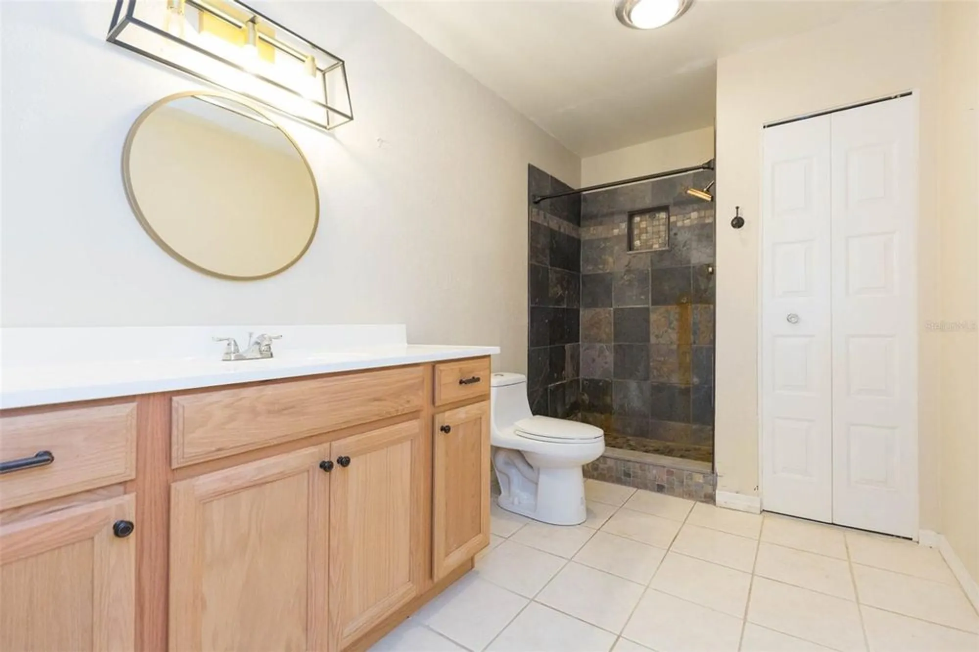 Property Slideshow image 29 of 42 | 1816 n pebble beach blvd, Sun City Center, FL, 33573