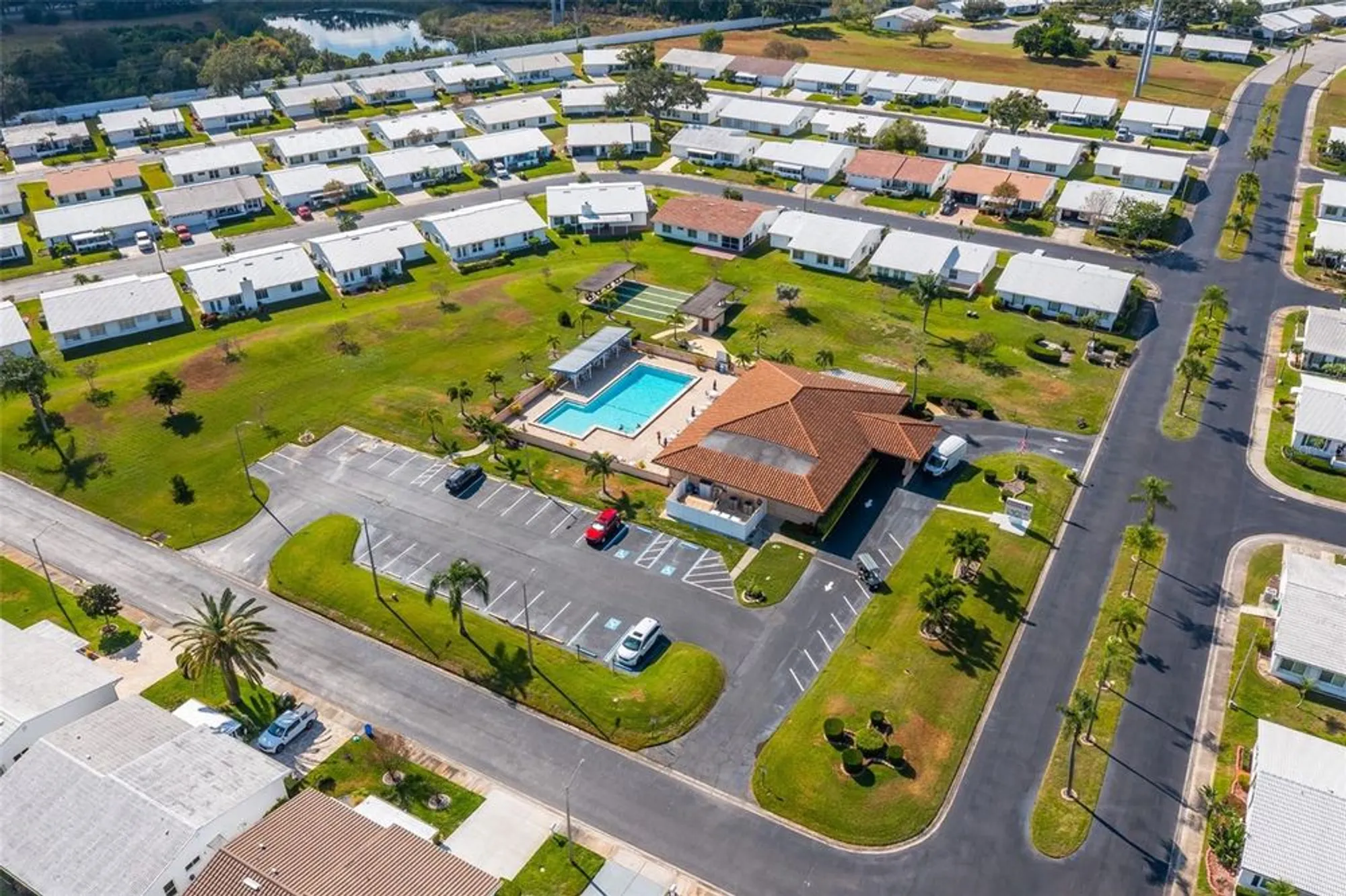 Property Slideshow image 50 of 72 | 9235 35th way n # 6, Pinellas Park, FL, 33782