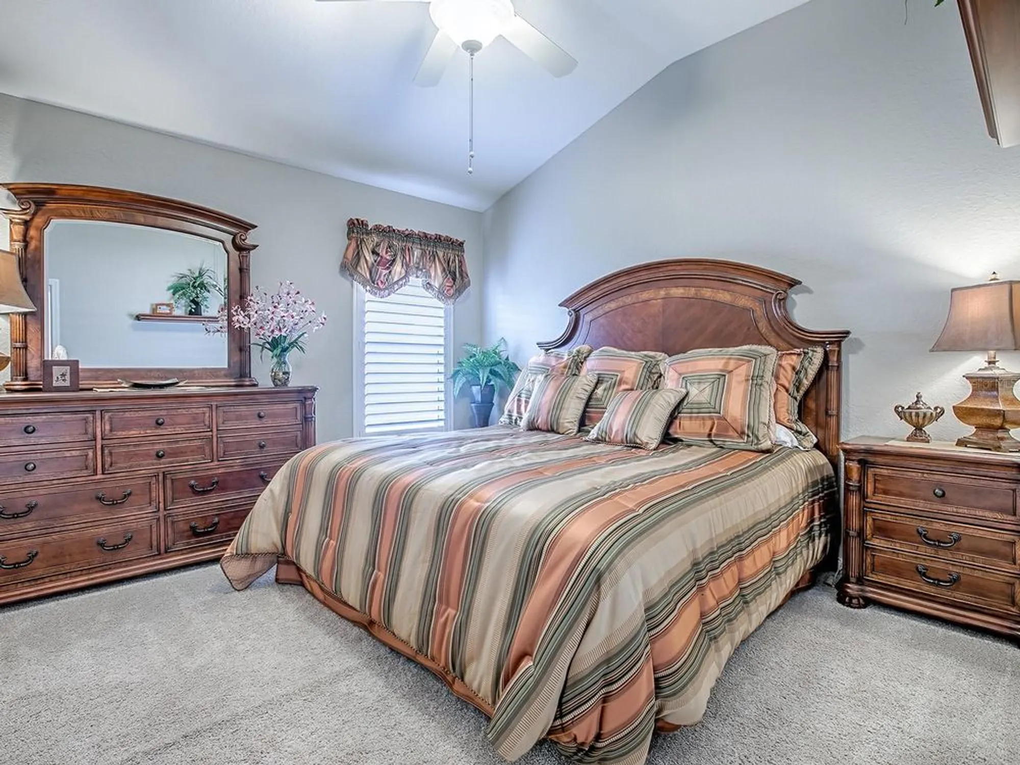 Property Slideshow image 27 of 37 | 629 hartley pl, The Villages, FL, 32162