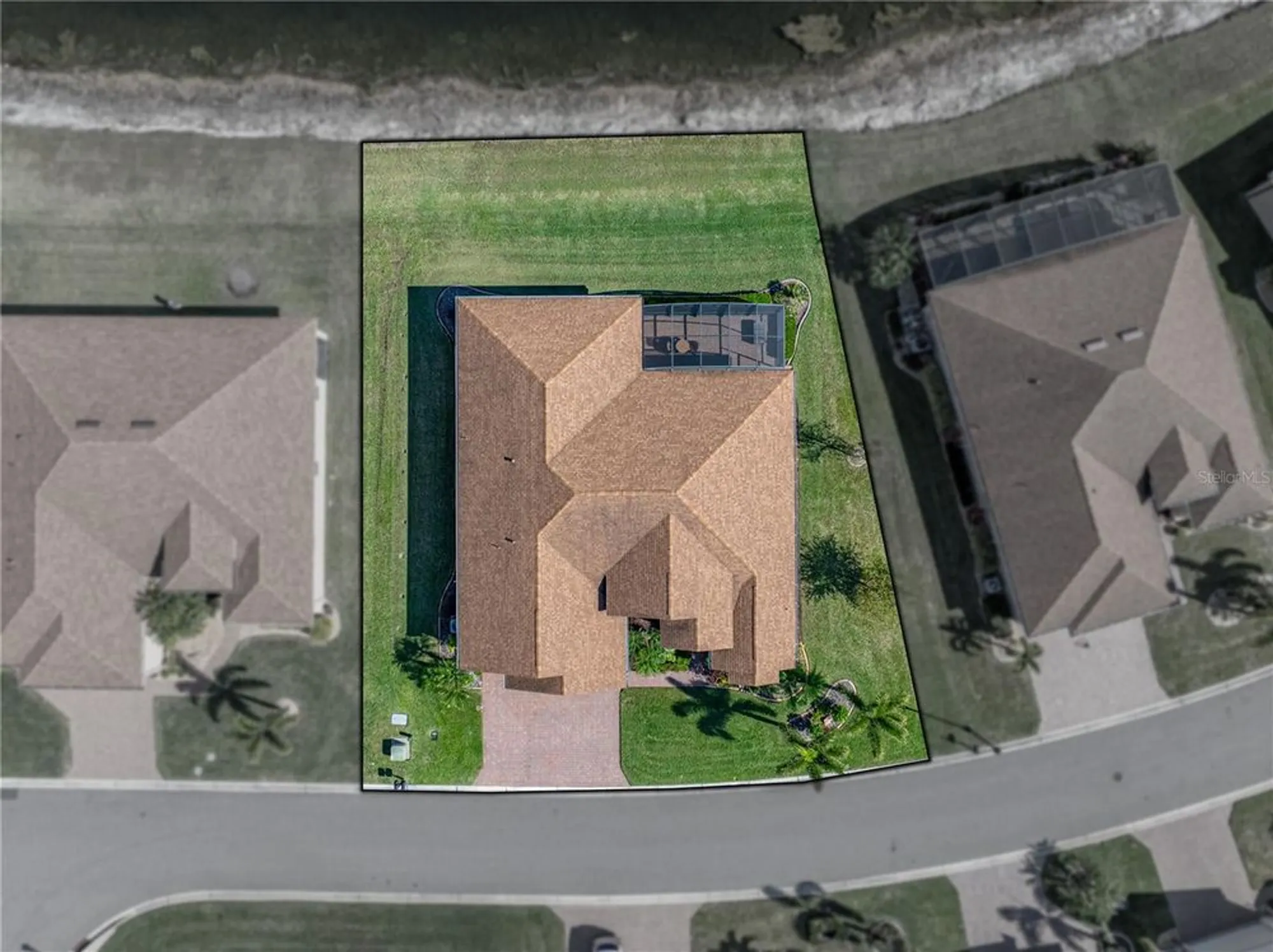 Property Slideshow image 66 of 95 | 1336 oakmont dr, Winter Haven, FL, 33884