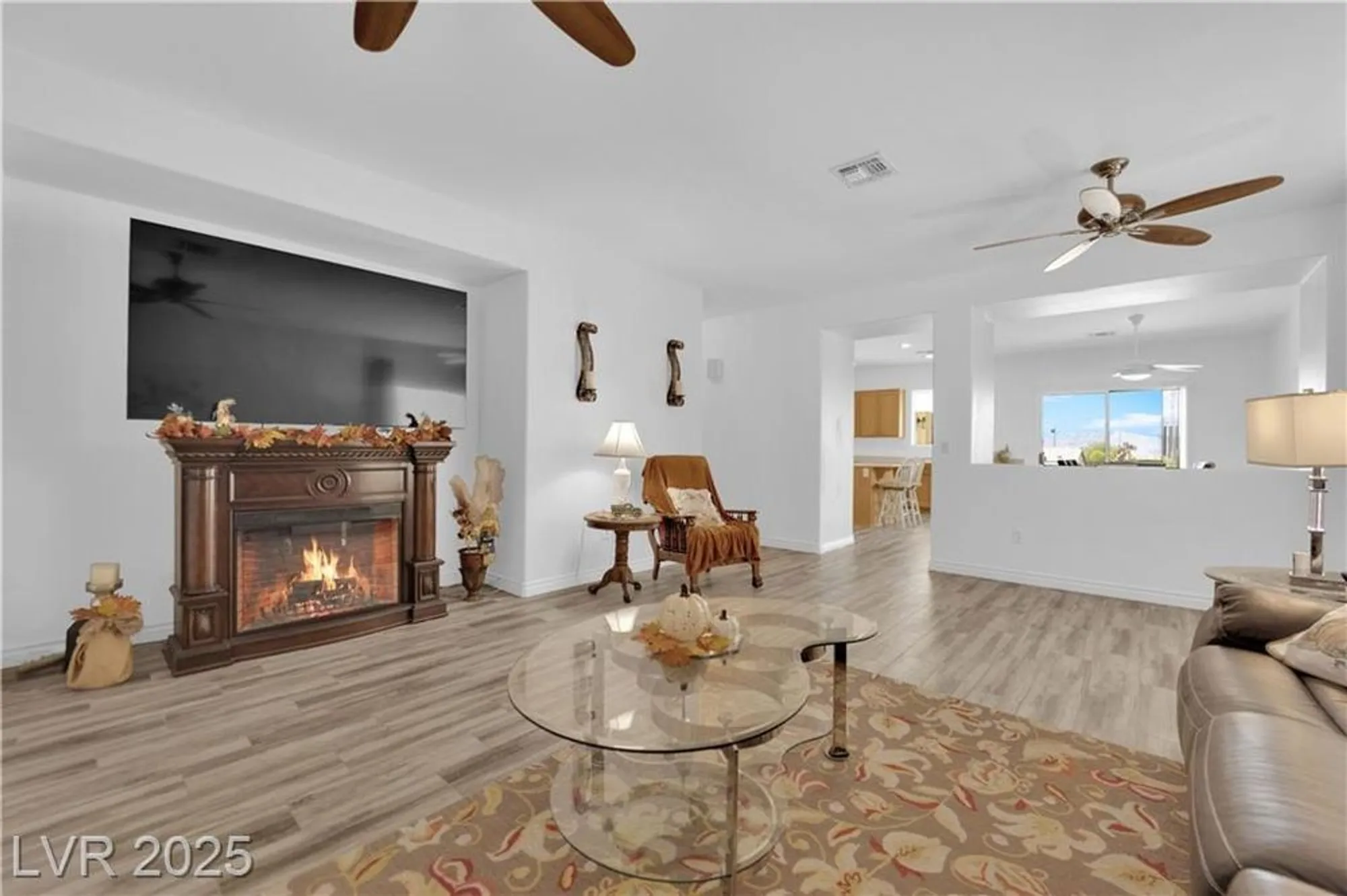 Property Slideshow image 6 of 34 | 2077 wildwood lake st, Henderson, NV, 89052
