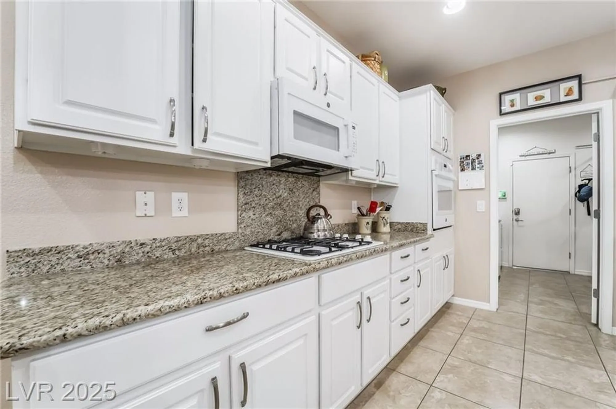 Property Slideshow image 26 of 40 | 2318 black river falls dr, Henderson, NV, 89044