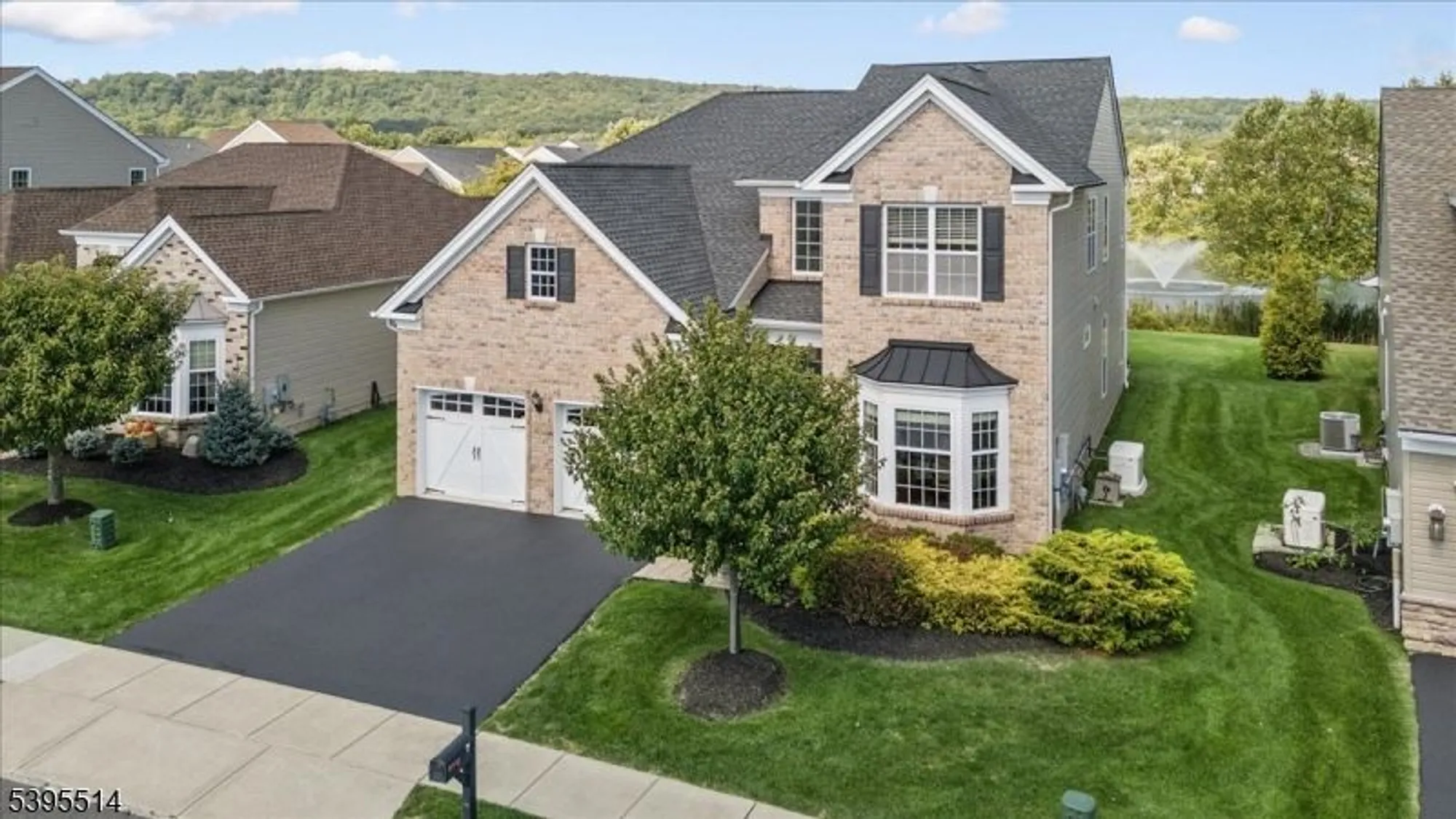 Property Slideshow image 2 of 47 | 7 virgil ln, Flanders, NJ, 07836