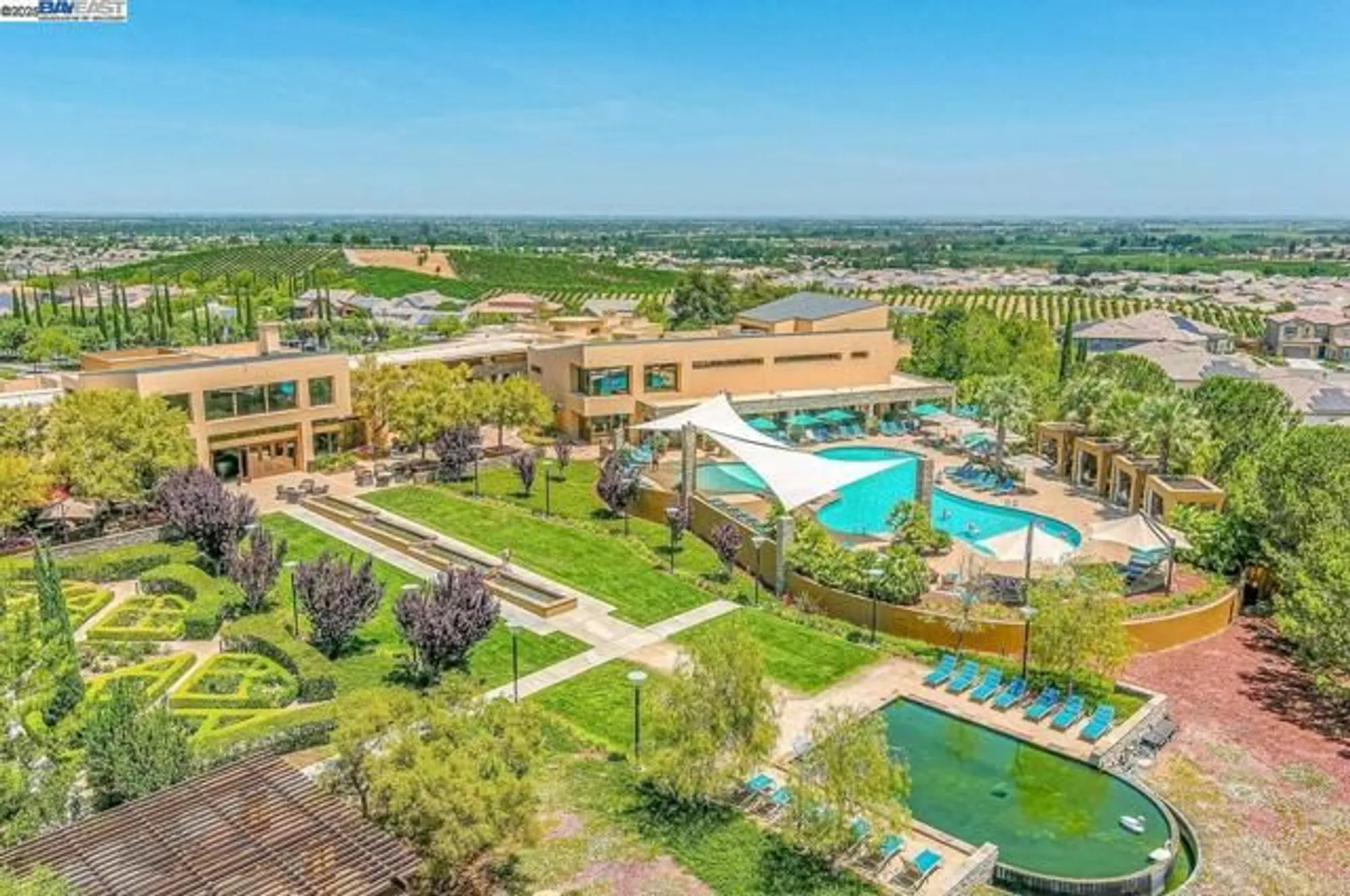 Property Slideshow image 42 of 60 | 1033 malbec ln, Brentwood, CA, 94513