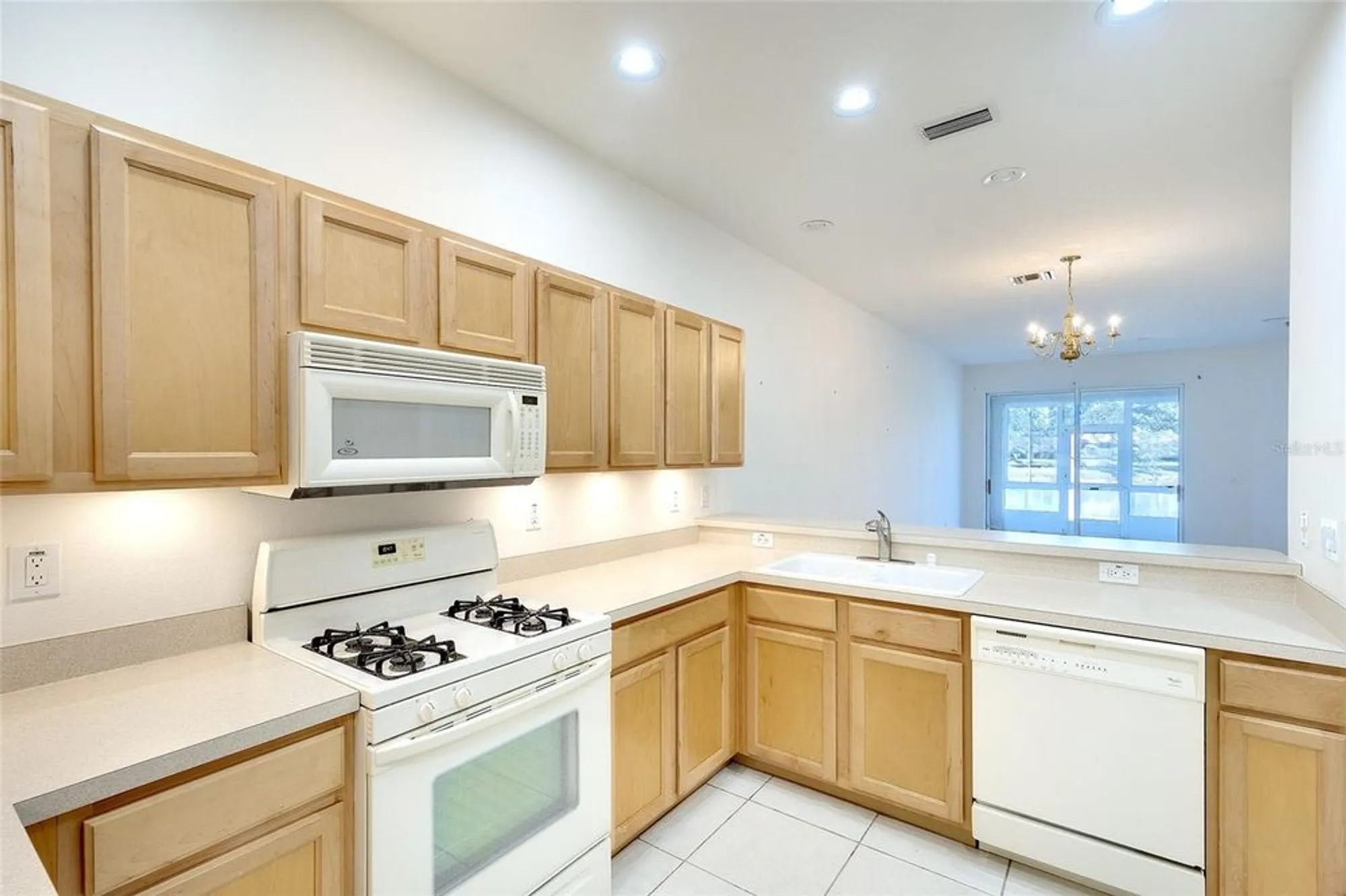 Property Slideshow image 7 of 34 | 4253 cascade falls dr, Sarasota, FL, 34243