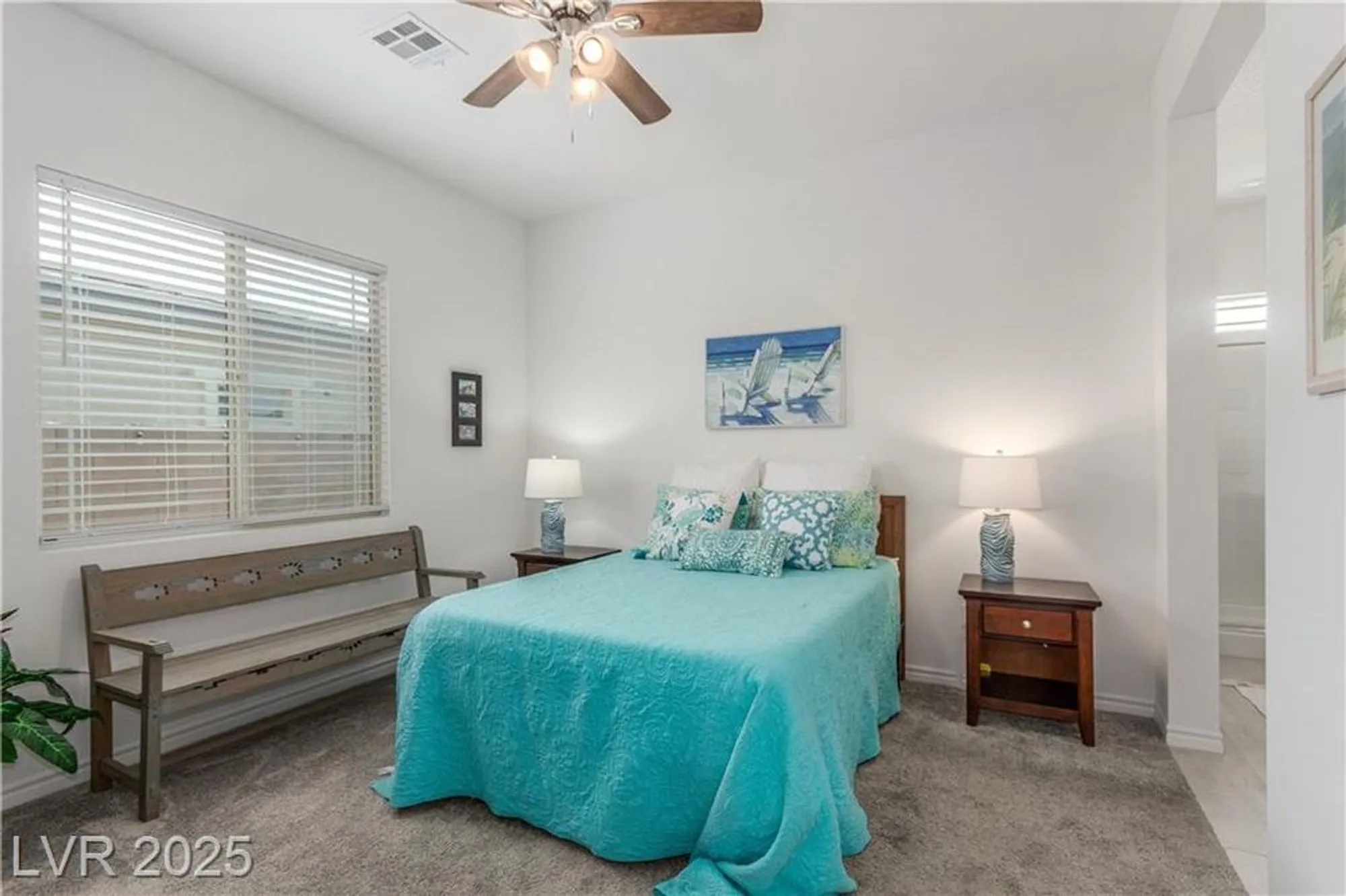 Property Slideshow image 15 of 43 | 905 belleforte ln, Las Vegas, NV, 89138