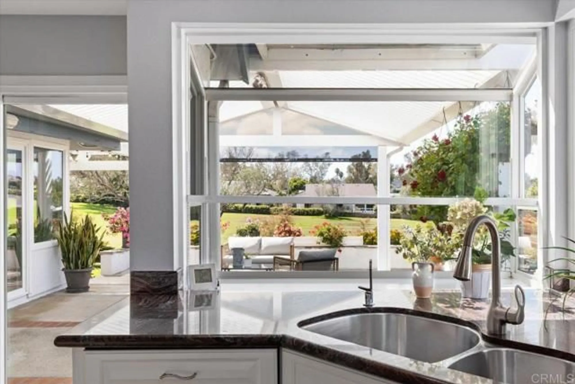 Property Slideshow image 13 of 59 | 1054 la sombra dr, San Marcos, CA, 92078