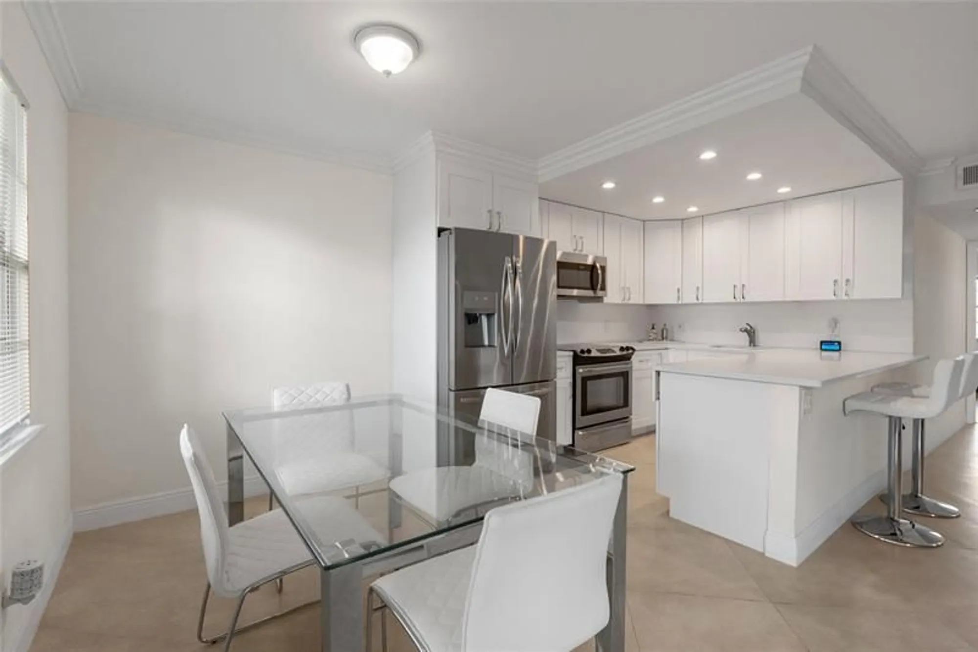 Property Slideshow image 3 of 28 | 3057 newport n # 3057, Deerfield Beach, FL, 33442