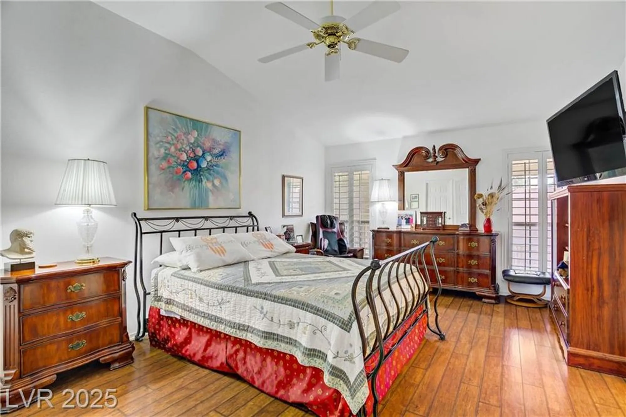 Property Slideshow image 13 of 29 | 5420 cove point dr, Las Vegas, NV, 89130