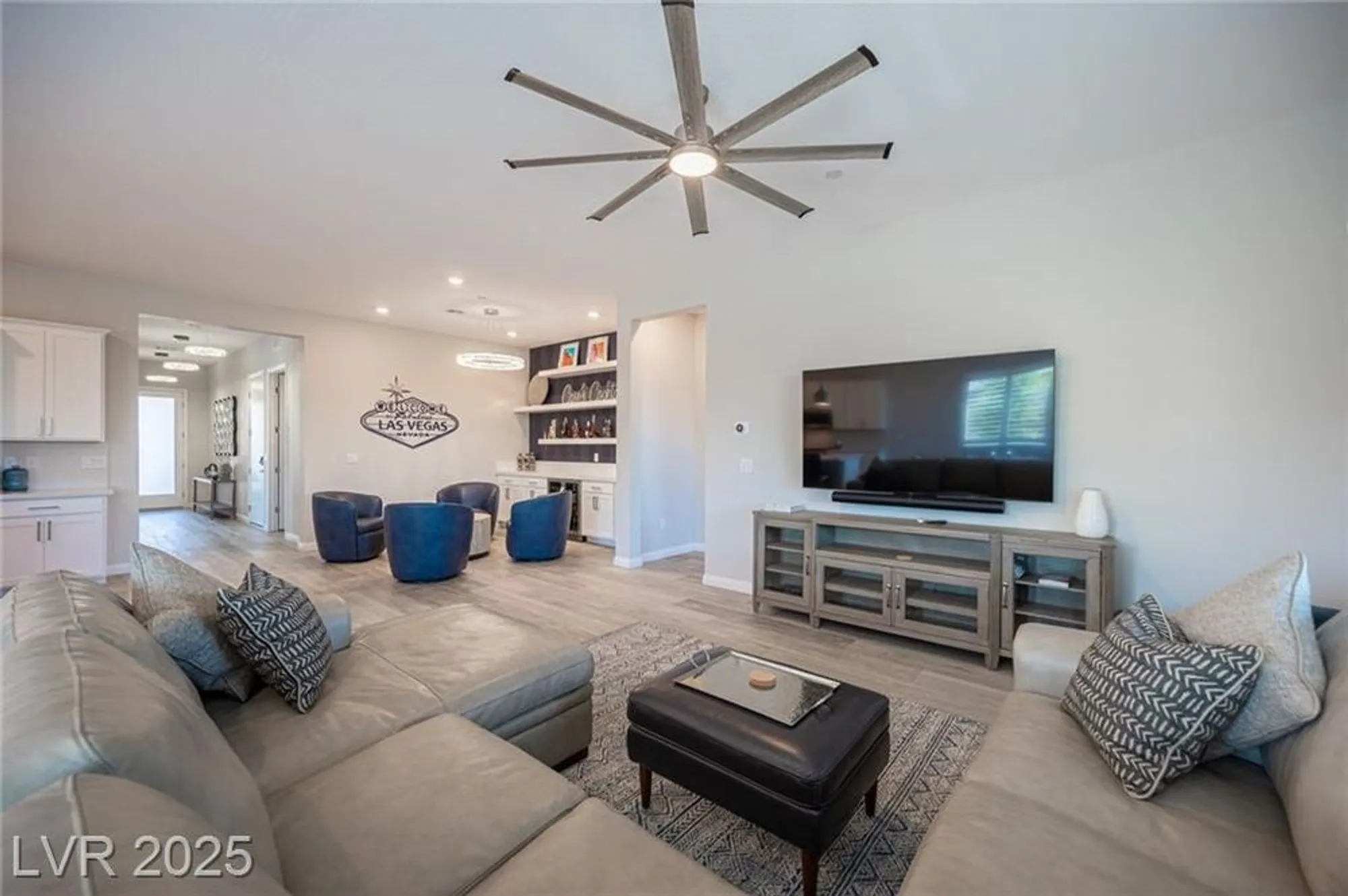 Property Slideshow image 10 of 92 | 936 mayfield manor ln, Las Vegas, NV, 89138