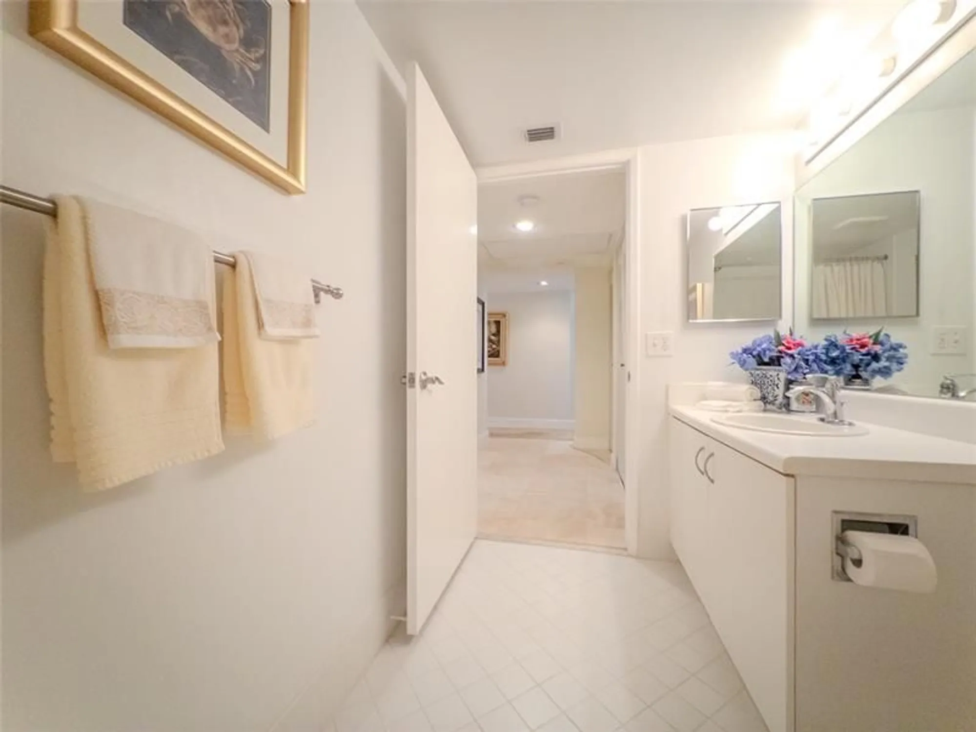 Property Slideshow image 28 of 40 | 901 sw 141st ave apt 301, Pembroke Pines, FL, 33027