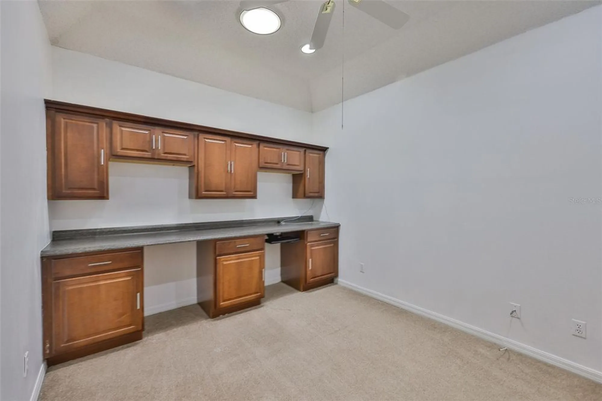 Property Slideshow image 16 of 59 | 920 villeroy greens dr, Sun City Center, FL, 33573