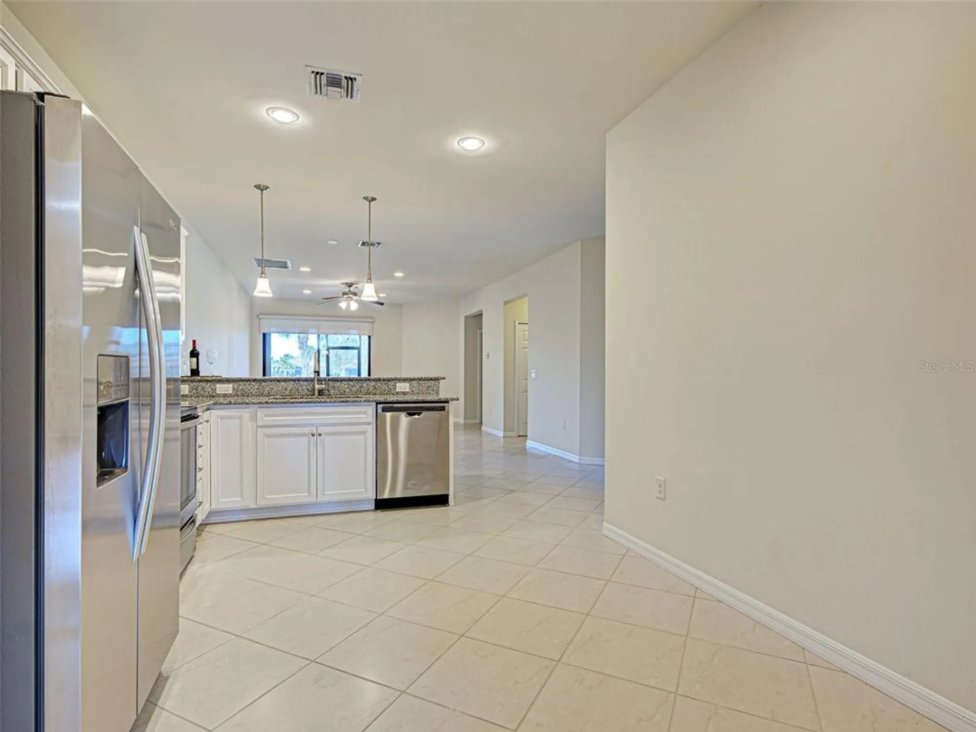 Property Slideshow image 18 of 91 | 19157 serafina st, Venice, FL, 34293
