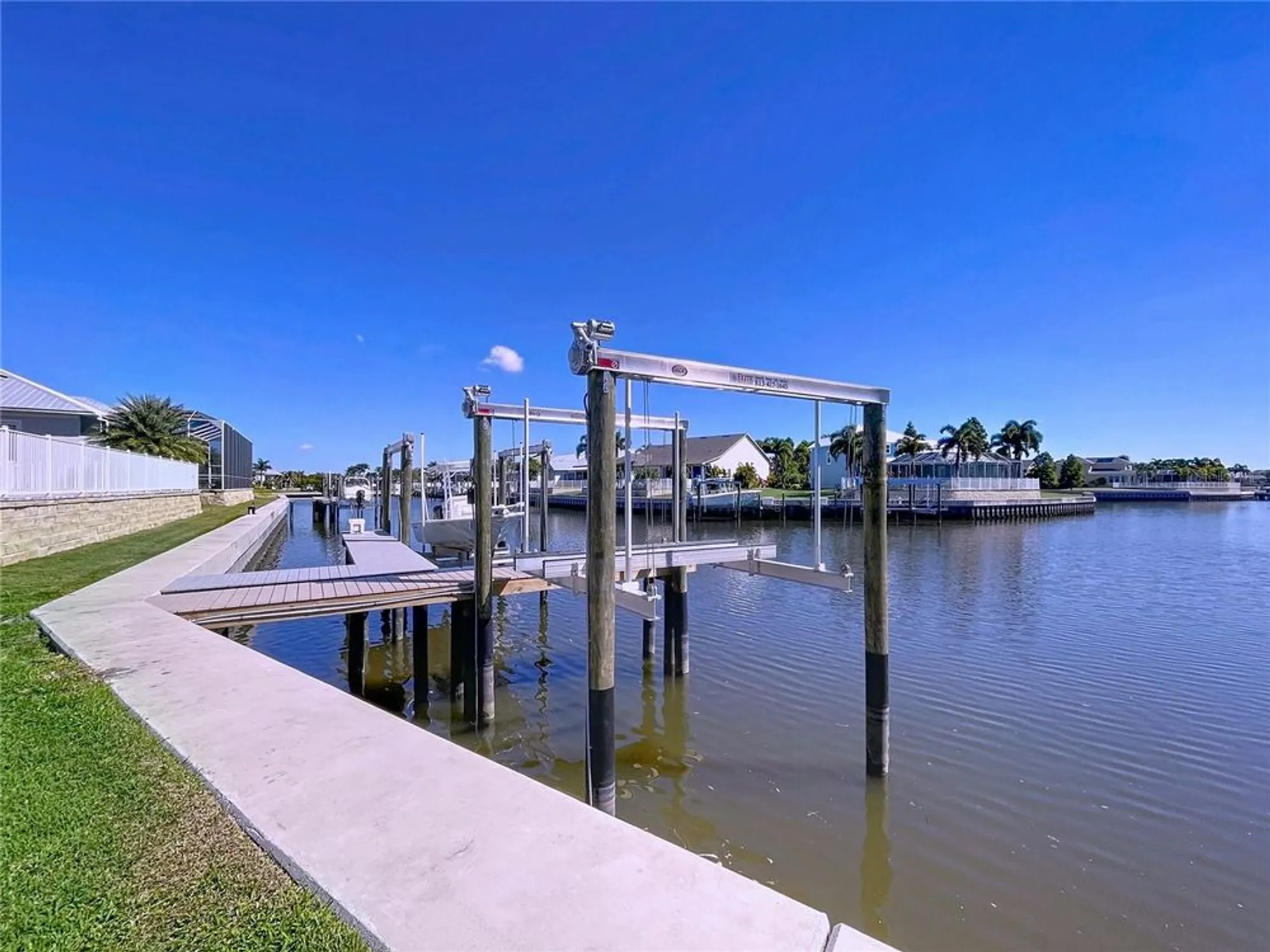 Property Slideshow image 5 of 88 | 5603 tybee island dr, Apollo Beach, FL, 33572