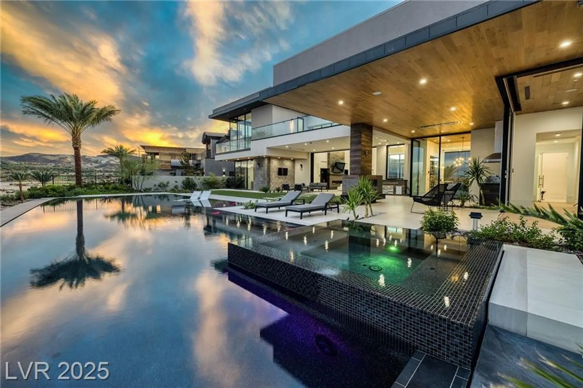 Property Slideshow image 2 of 66 | 12 rainbow point pl, Henderson, NV, 89011