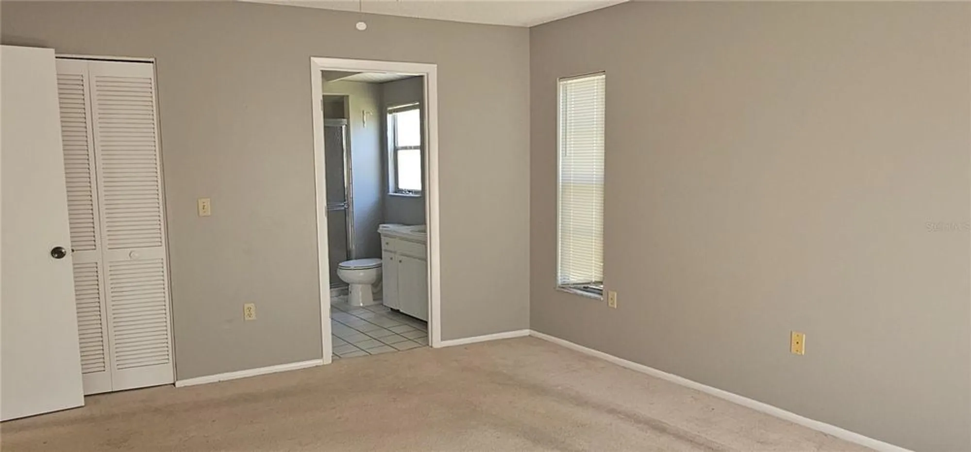 Property Slideshow image 13 of 26 | 4297 oakhurst cir 3051, Sarasota, FL, 34233