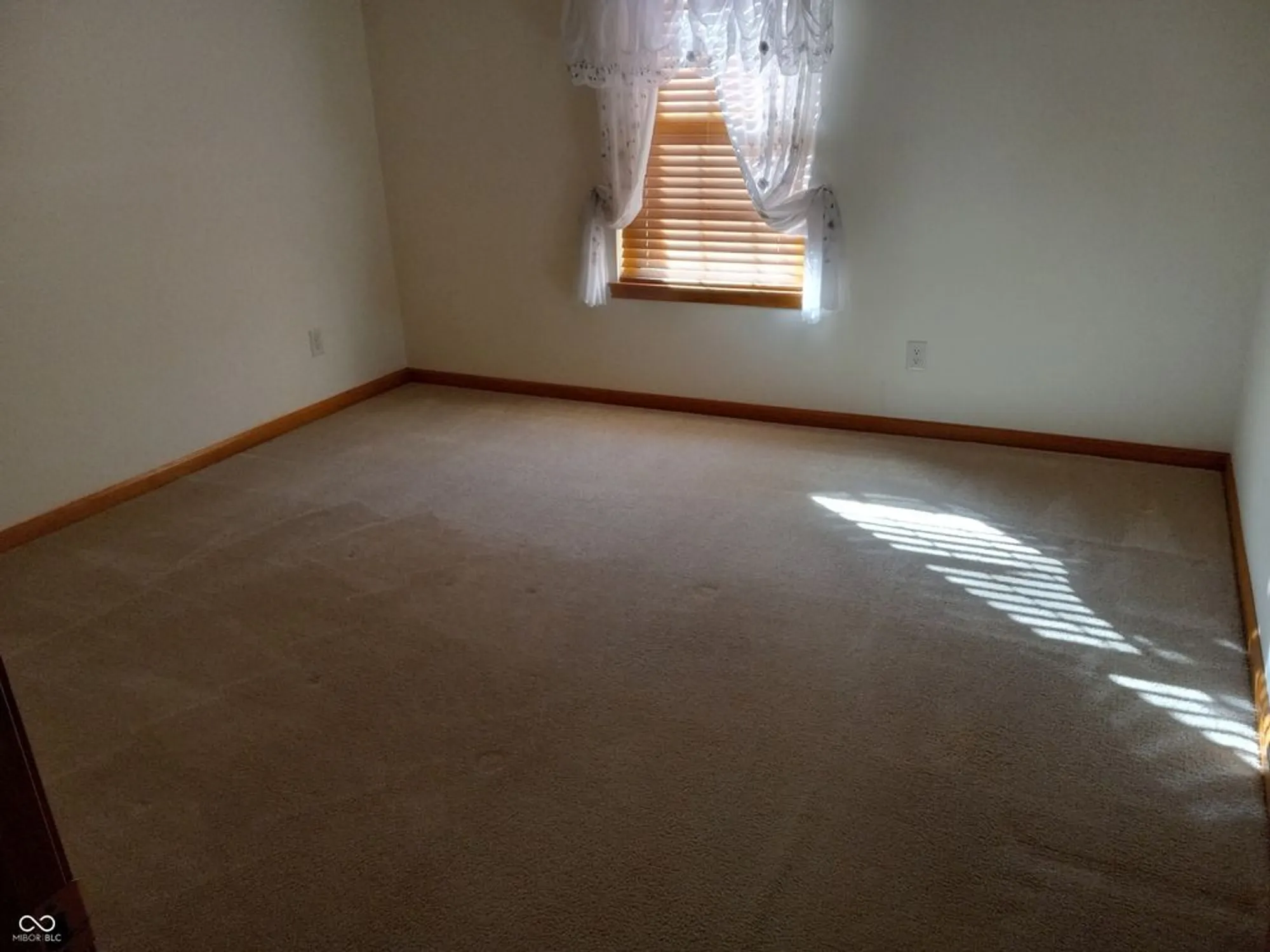 Property Slideshow image 8 of 11 | , Indianapolis, IN, 46237