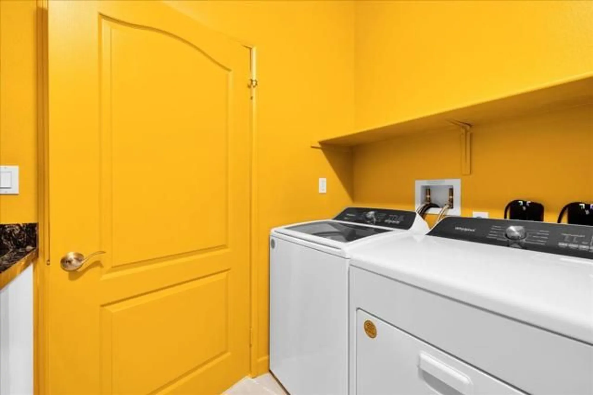 Property Slideshow image 24 of 48 | 2090 savanna way, Palm Springs, CA, 92262