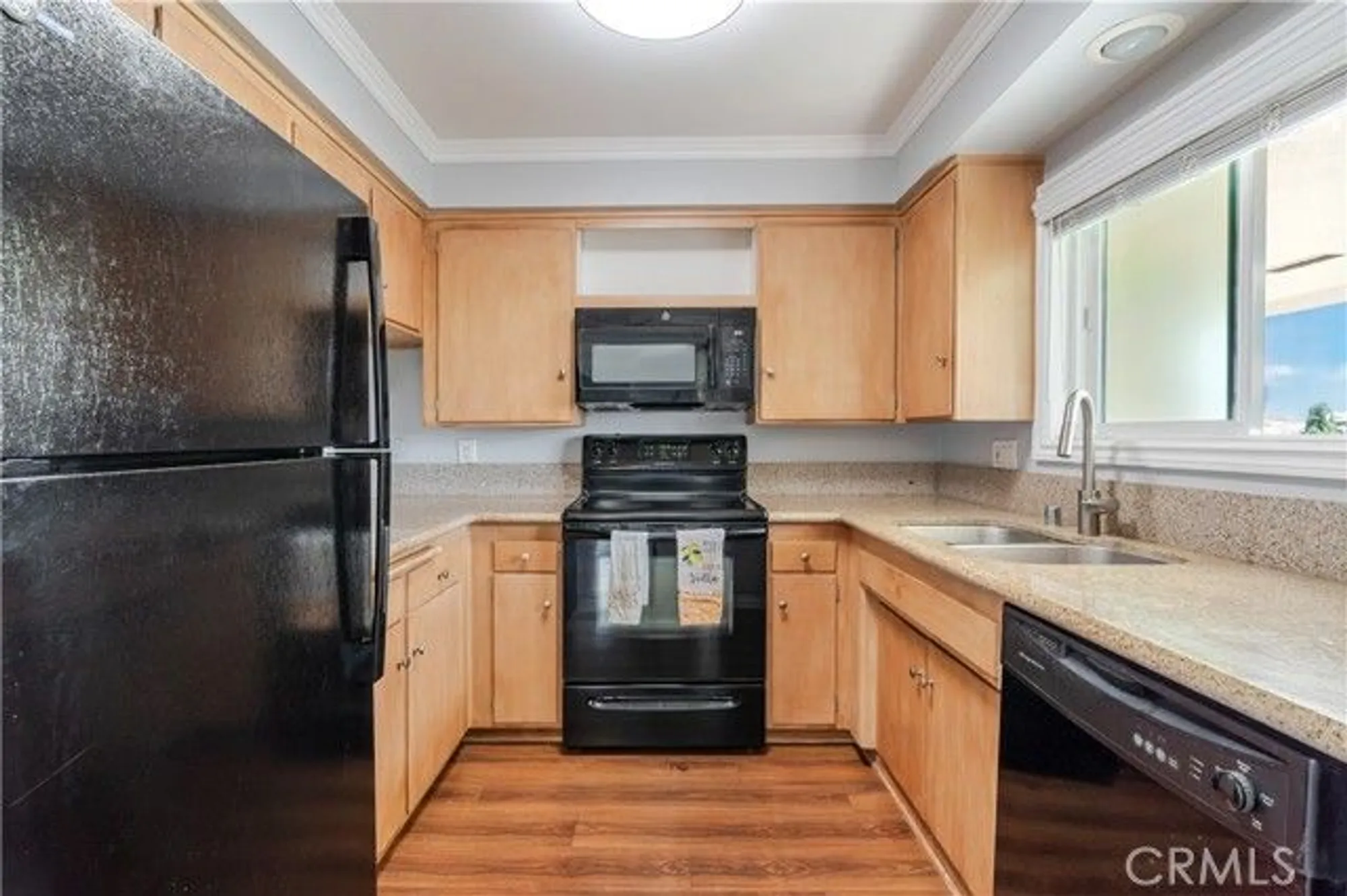 Property Slideshow image 5 of 23 | 22631 maple ave b, Torrance, CA, 90505