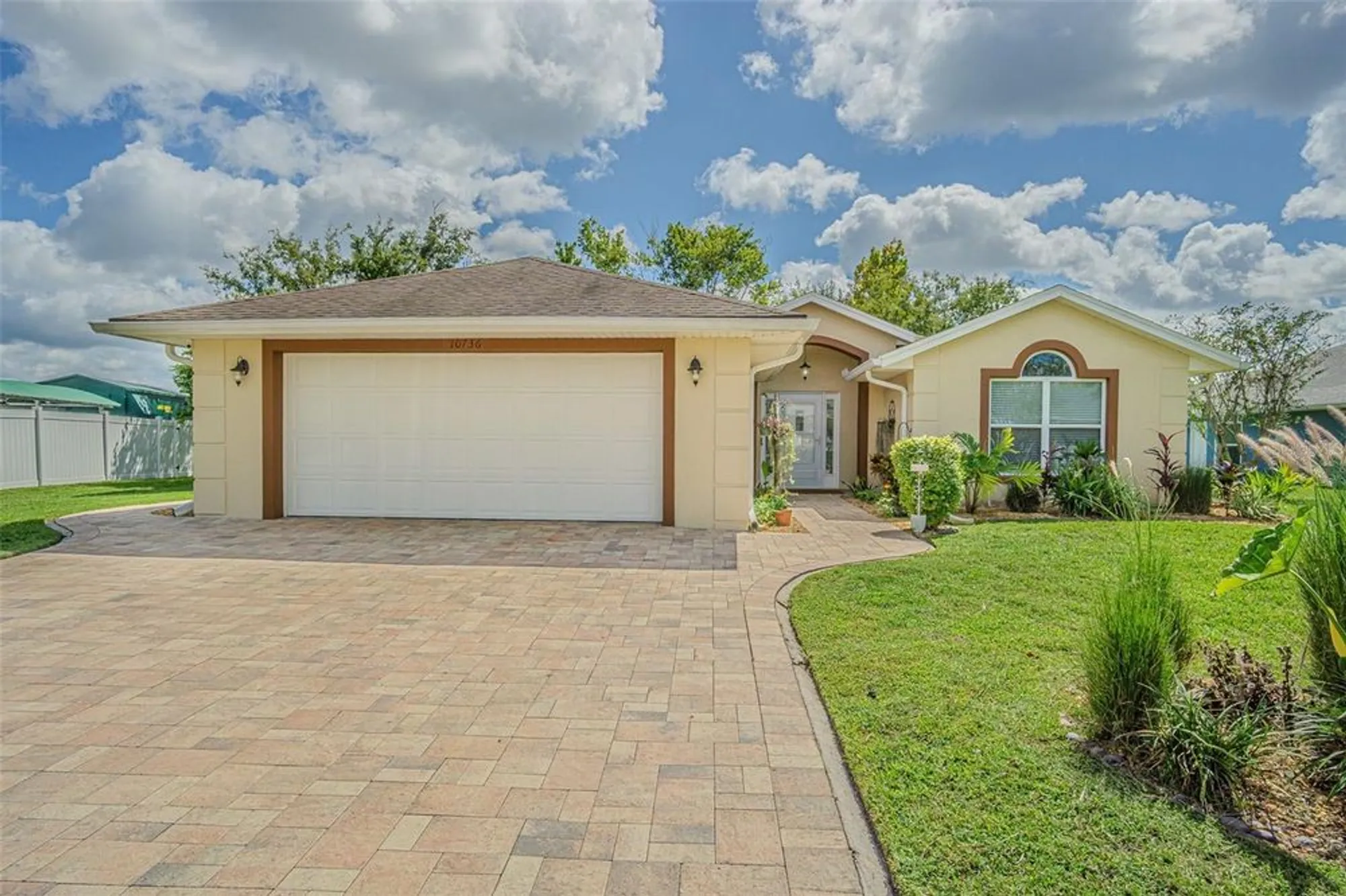 Property Slideshow image 16 of 100 | 10736 hock ln, San Antonio, FL, 33576