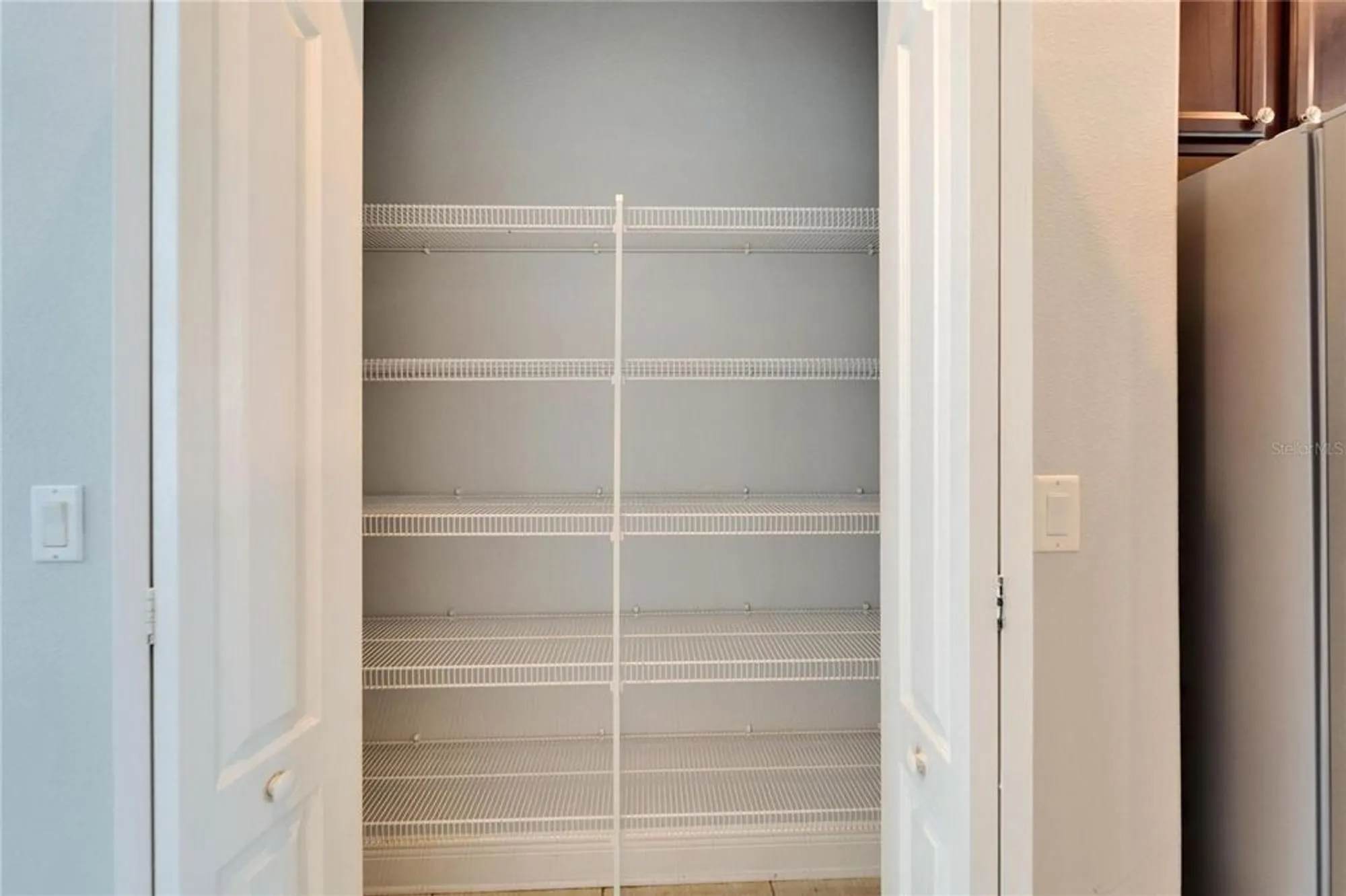 Property Slideshow image 45 of 100 | 410 manns harbor dr, Apollo Beach, FL, 33572