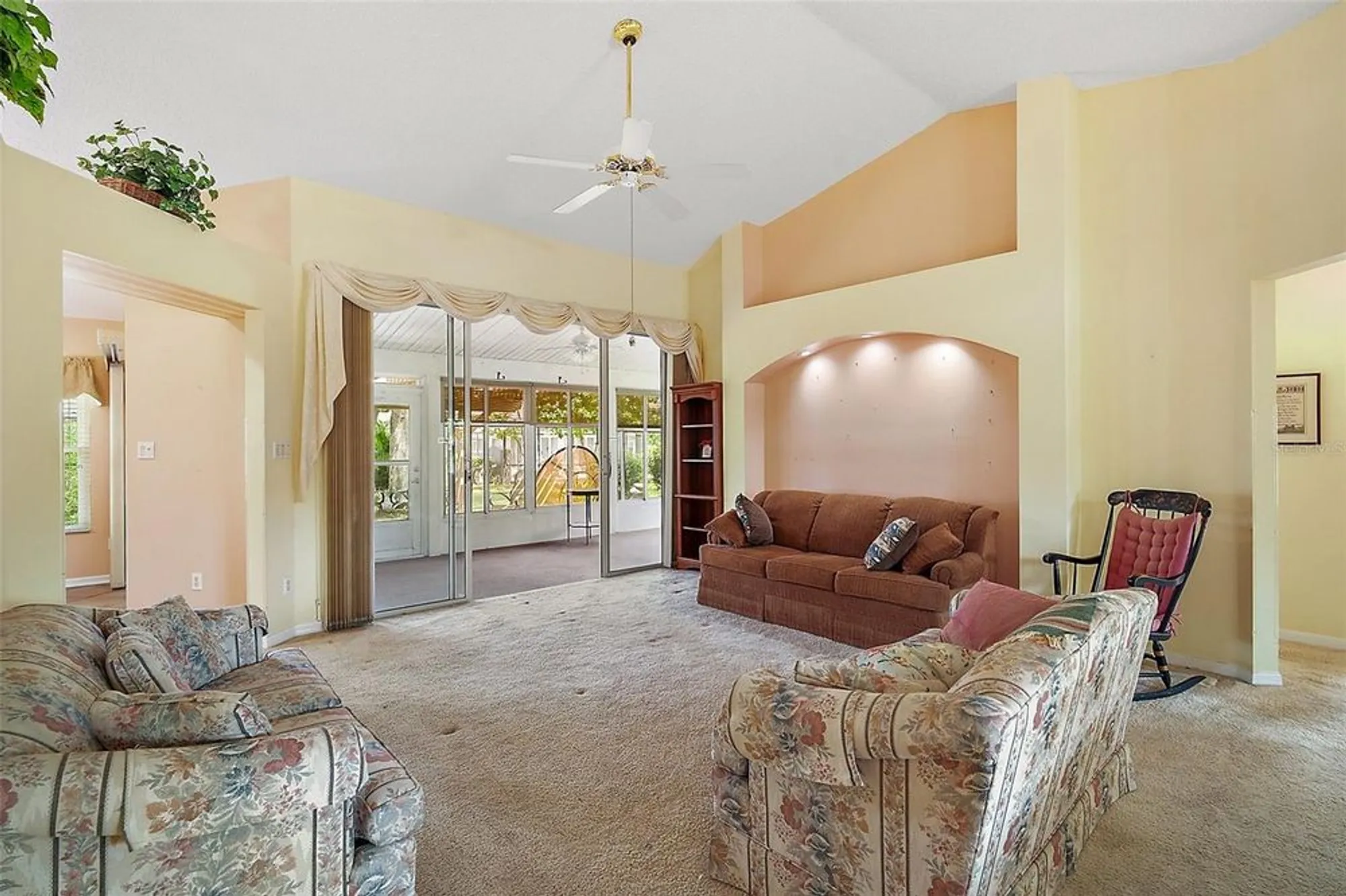 Property Slideshow image 15 of 36 | 25333 river crest dr, Leesburg, FL, 34748