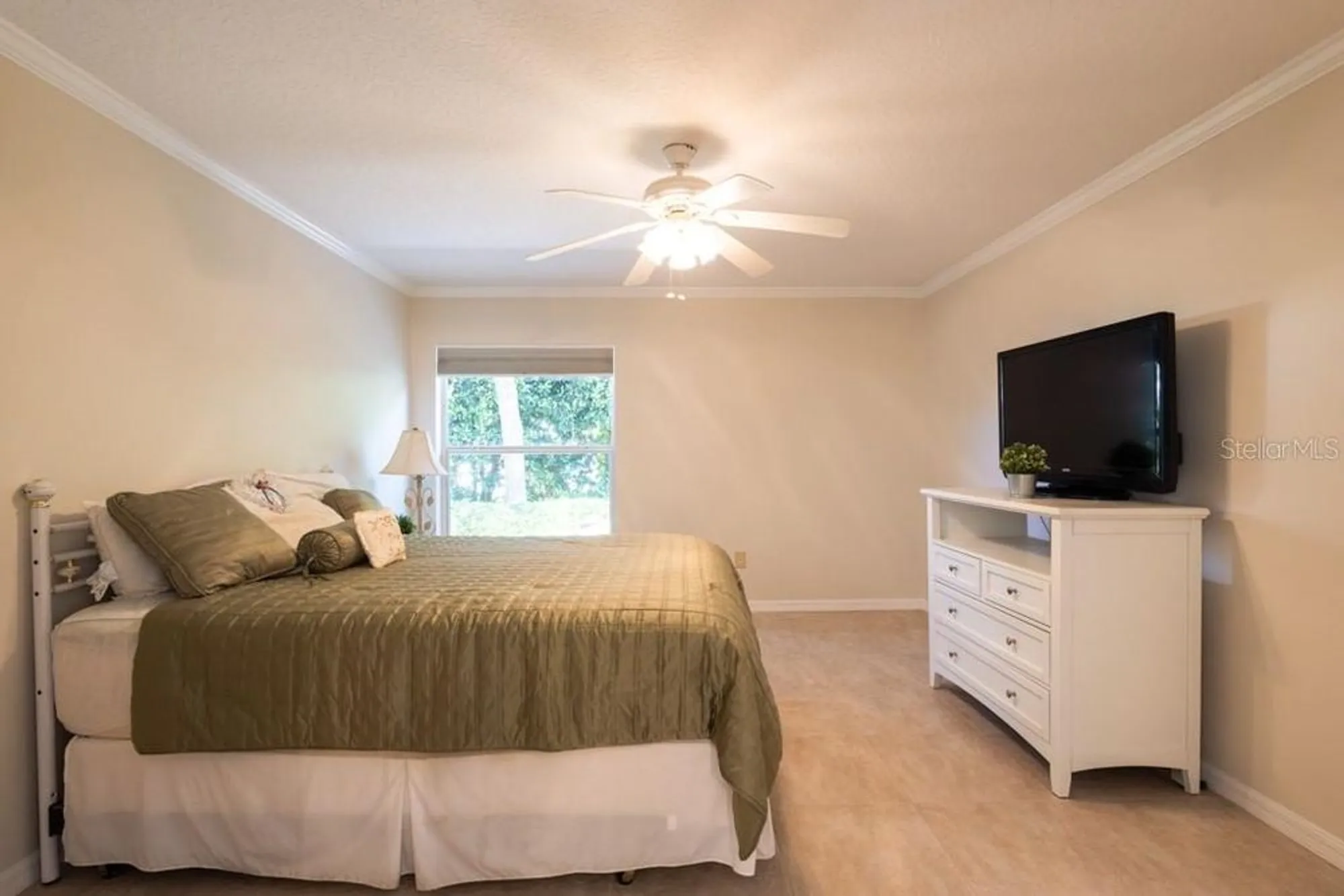 Property Slideshow image 15 of 30 | 3049 glenwood pl, The Villages, FL, 32162