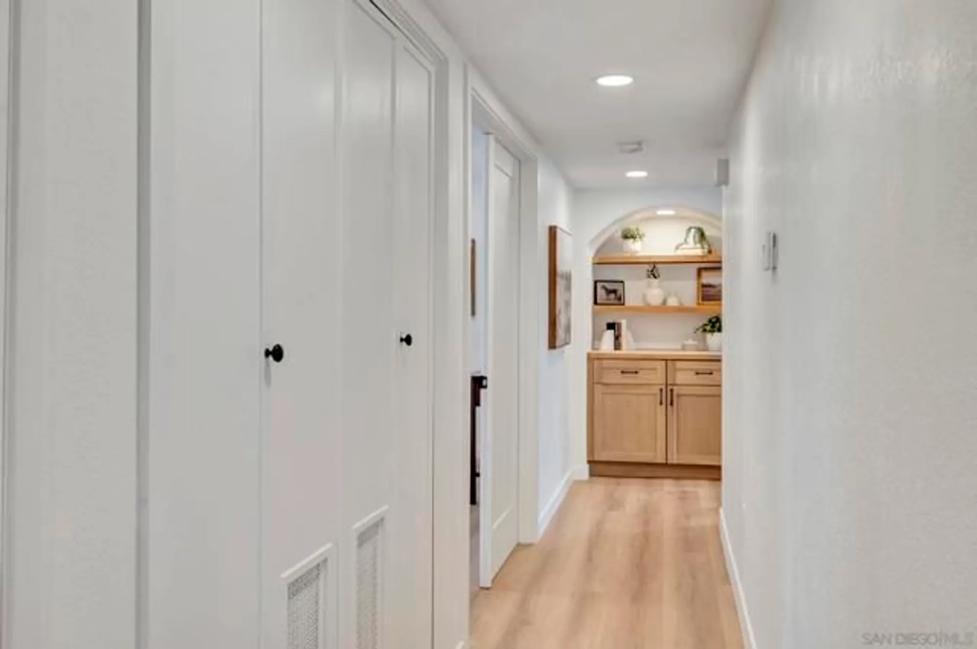 Property Slideshow image 31 of 49 | 12880 circulo dardo, San Diego, CA, 92128