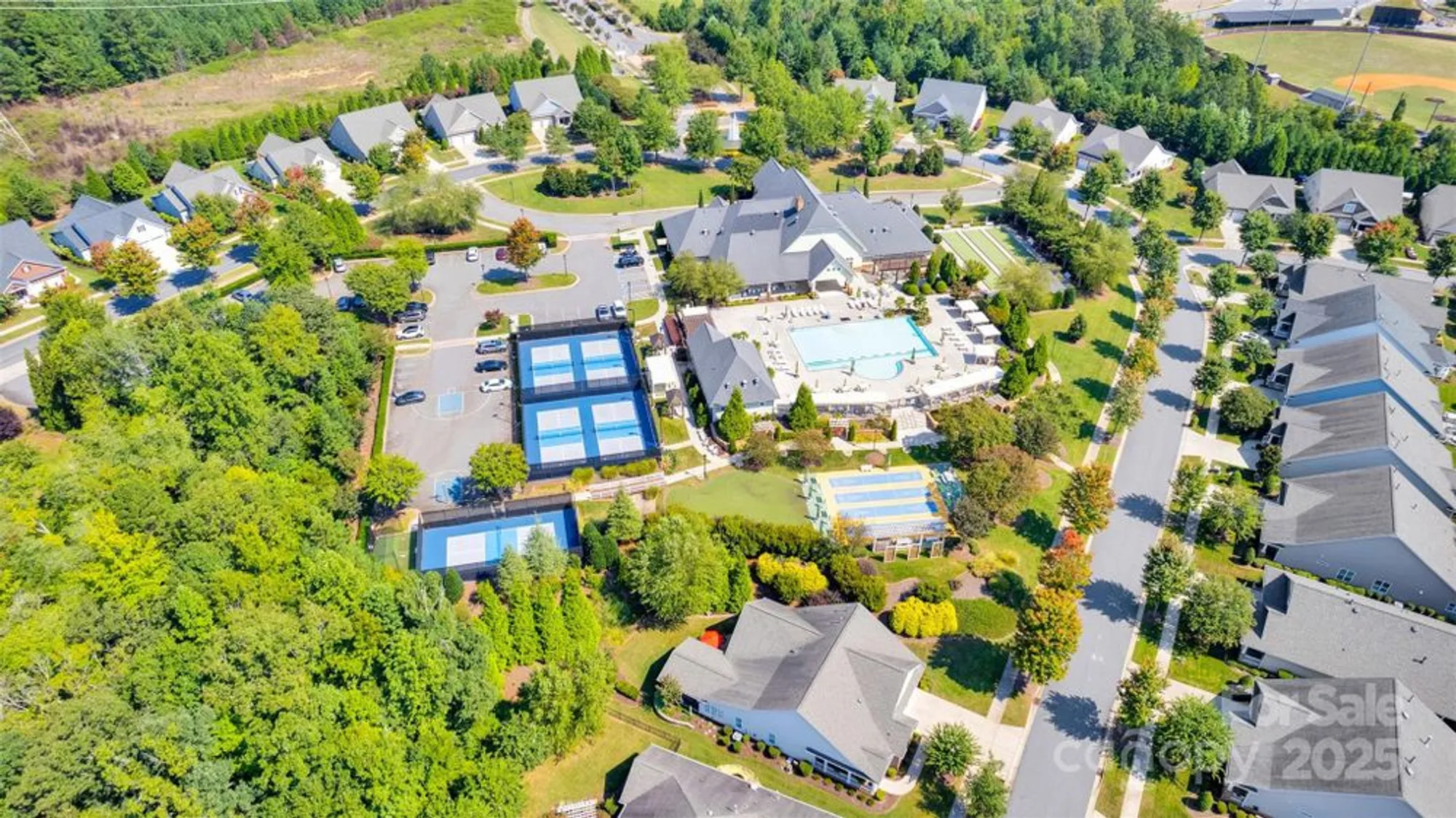 Property Slideshow image 25 of 29 | 13415 hazelbrook ln, Cornelius, NC, 28031