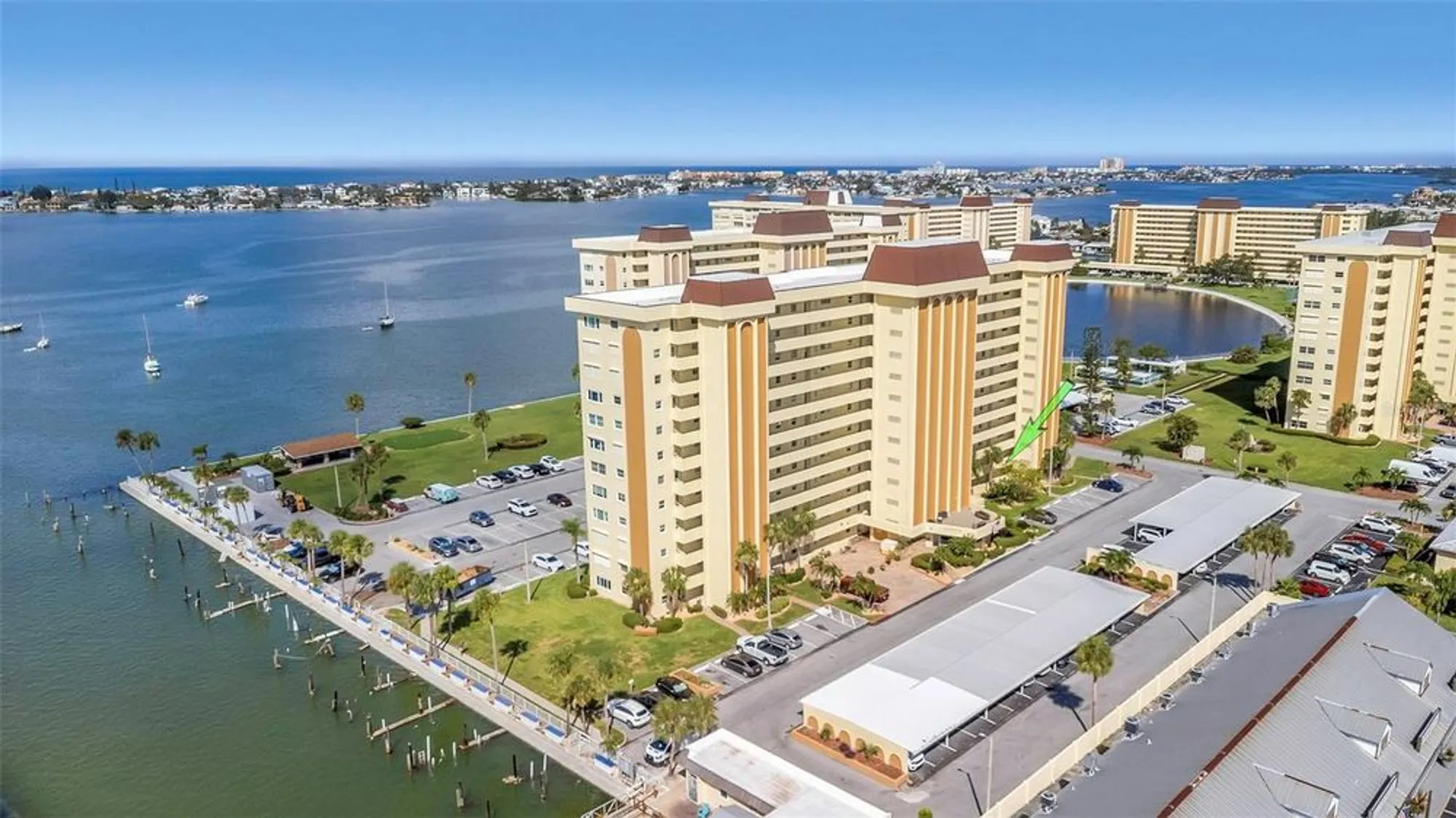 Property Slideshow image 81 of 95 | 4550 cove cir apt 207, St Petersburg, FL, 33708