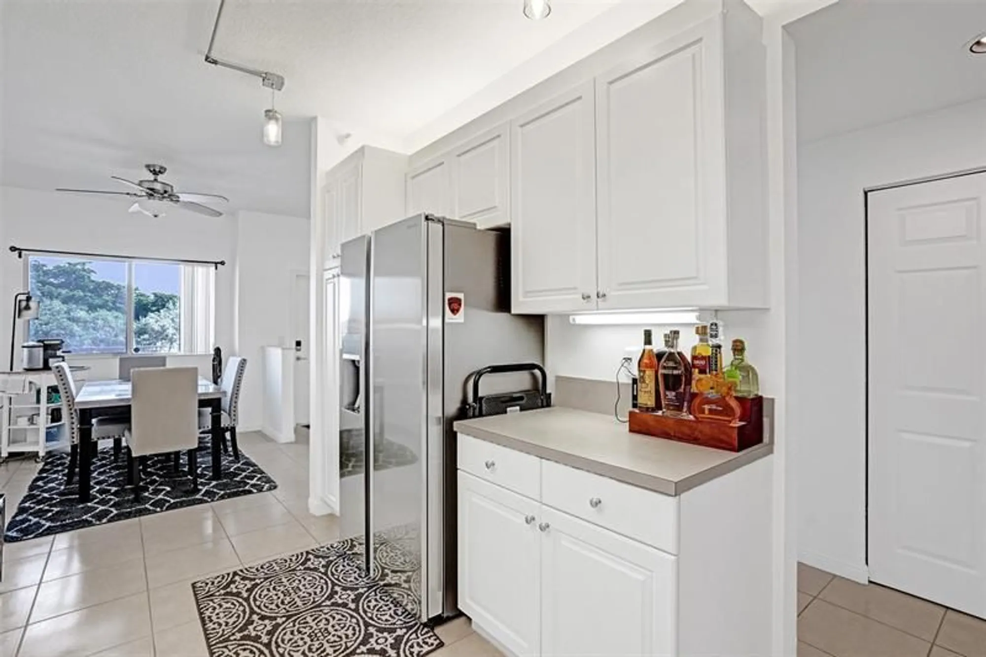 Property Slideshow image 8 of 43 | 7623 southampton ter apt 302, Tamarac, FL, 33321