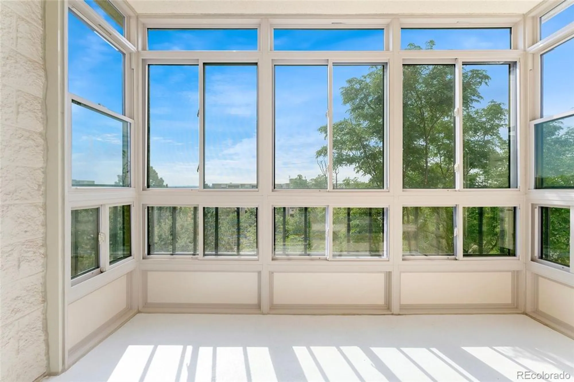 Property Slideshow image 6 of 43 | 13890 e marina dr 606, Aurora, CO, 80014