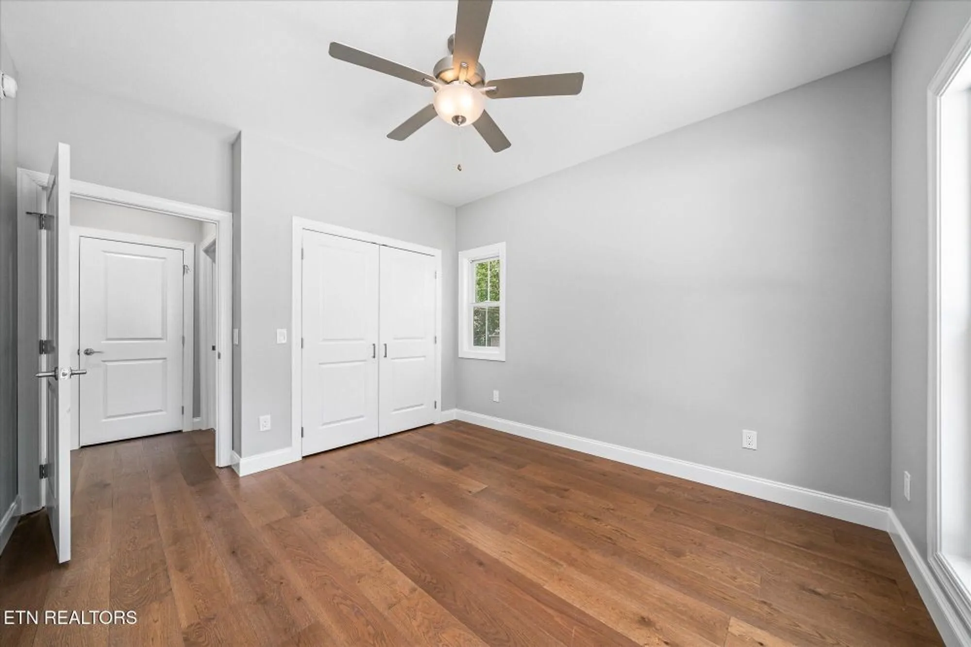 Property Slideshow image 30 of 43 | 145 lakeside dr, Crossville, TN, 38558